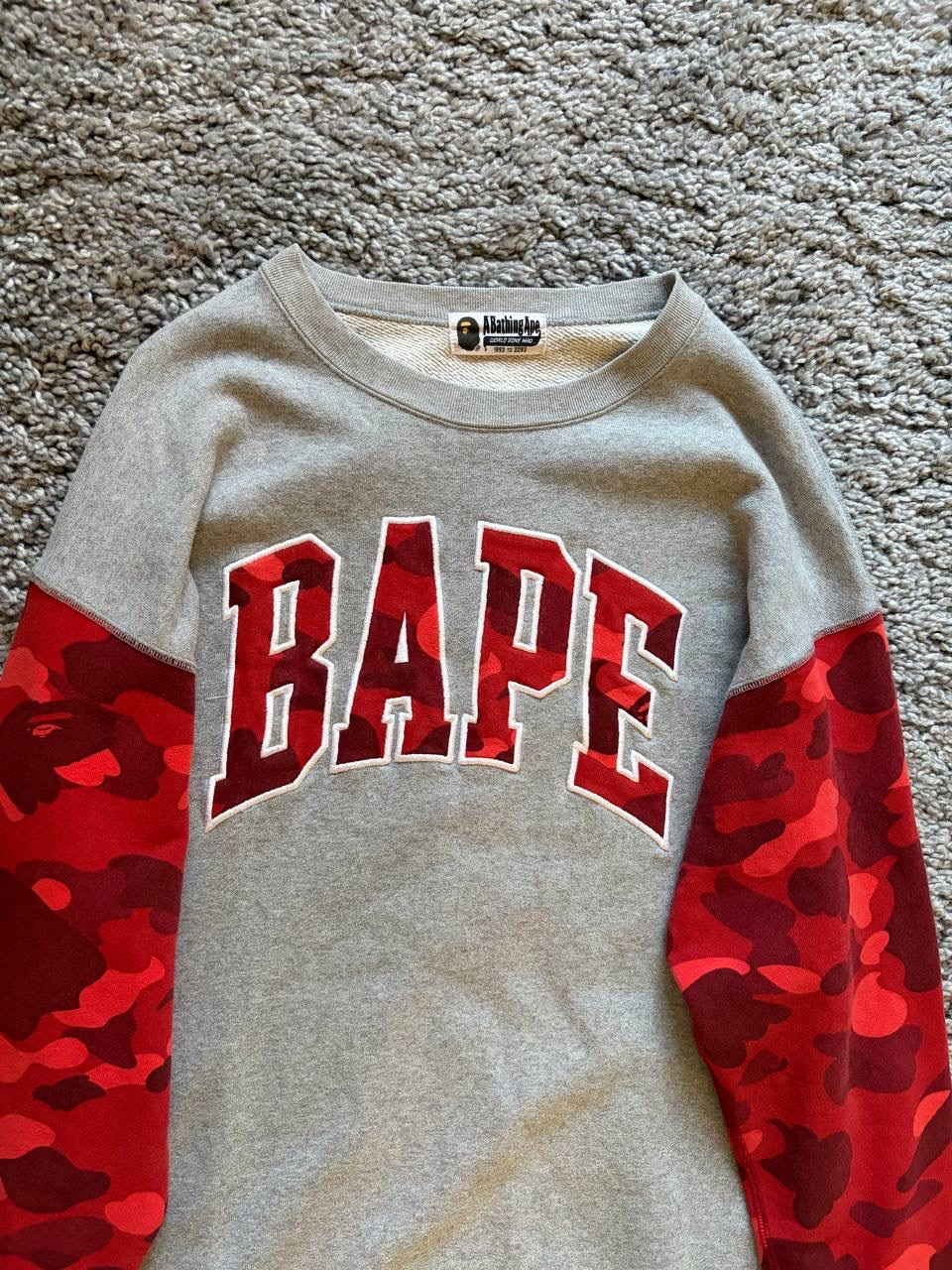 Bape Red Camo Sleeve Embroidered Logo Grey Sweatshirt, миниатюра 2