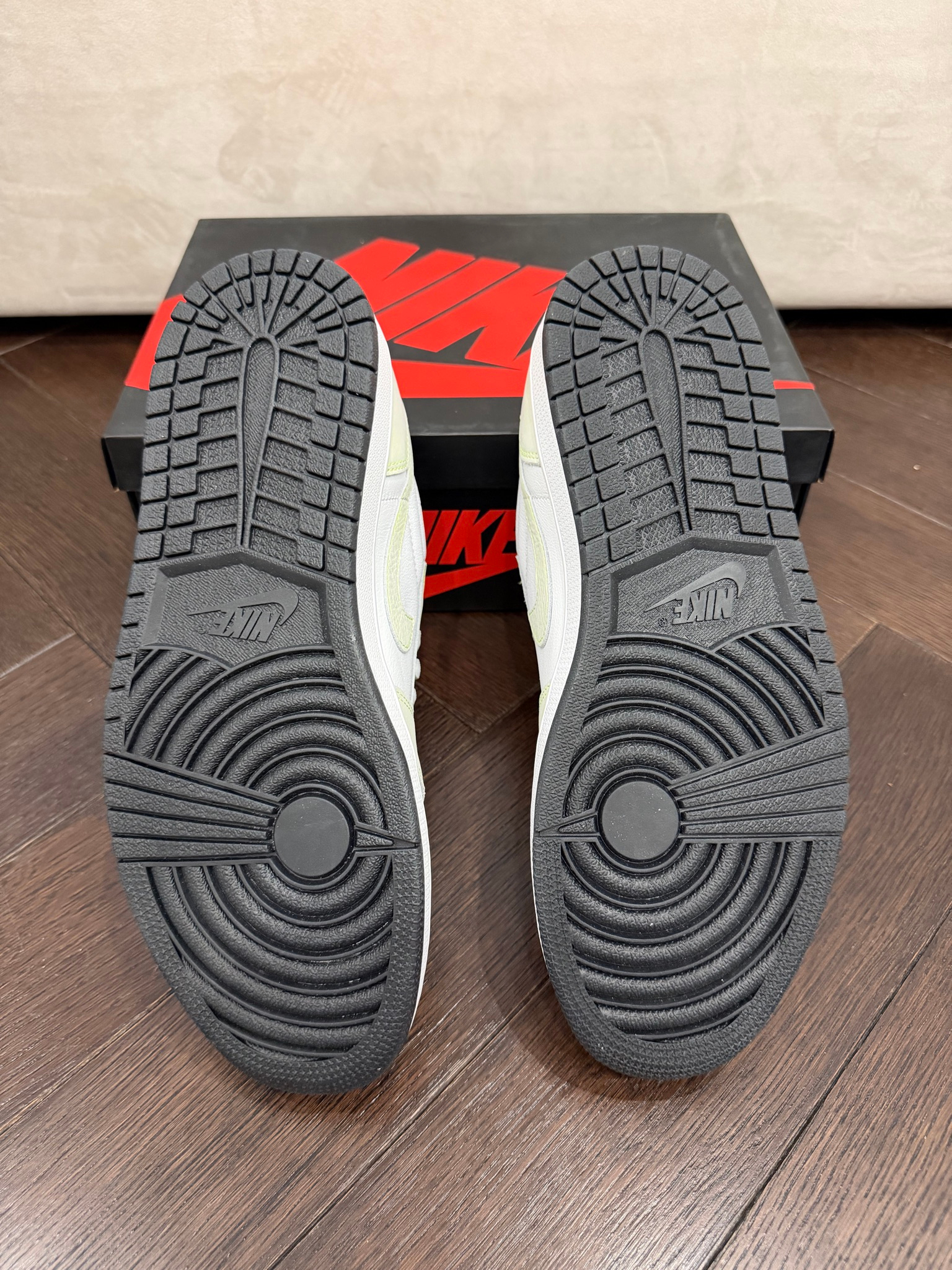 Nike x Air Jordan Air Jordan 1 OG Low Ghost Green, миниатюра 8