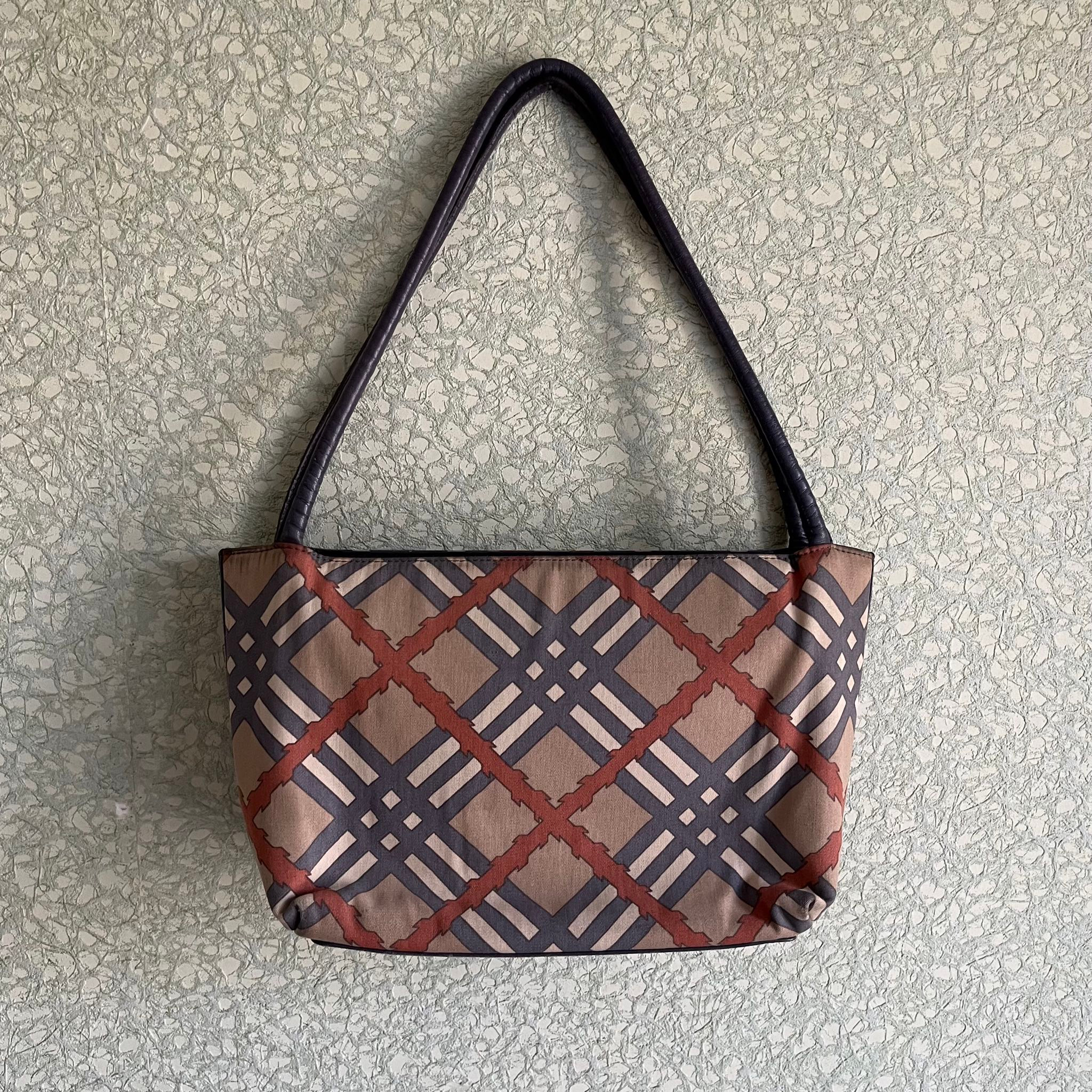 Burberry AW01 Nova Shoulder Bag, миниатюра 1
