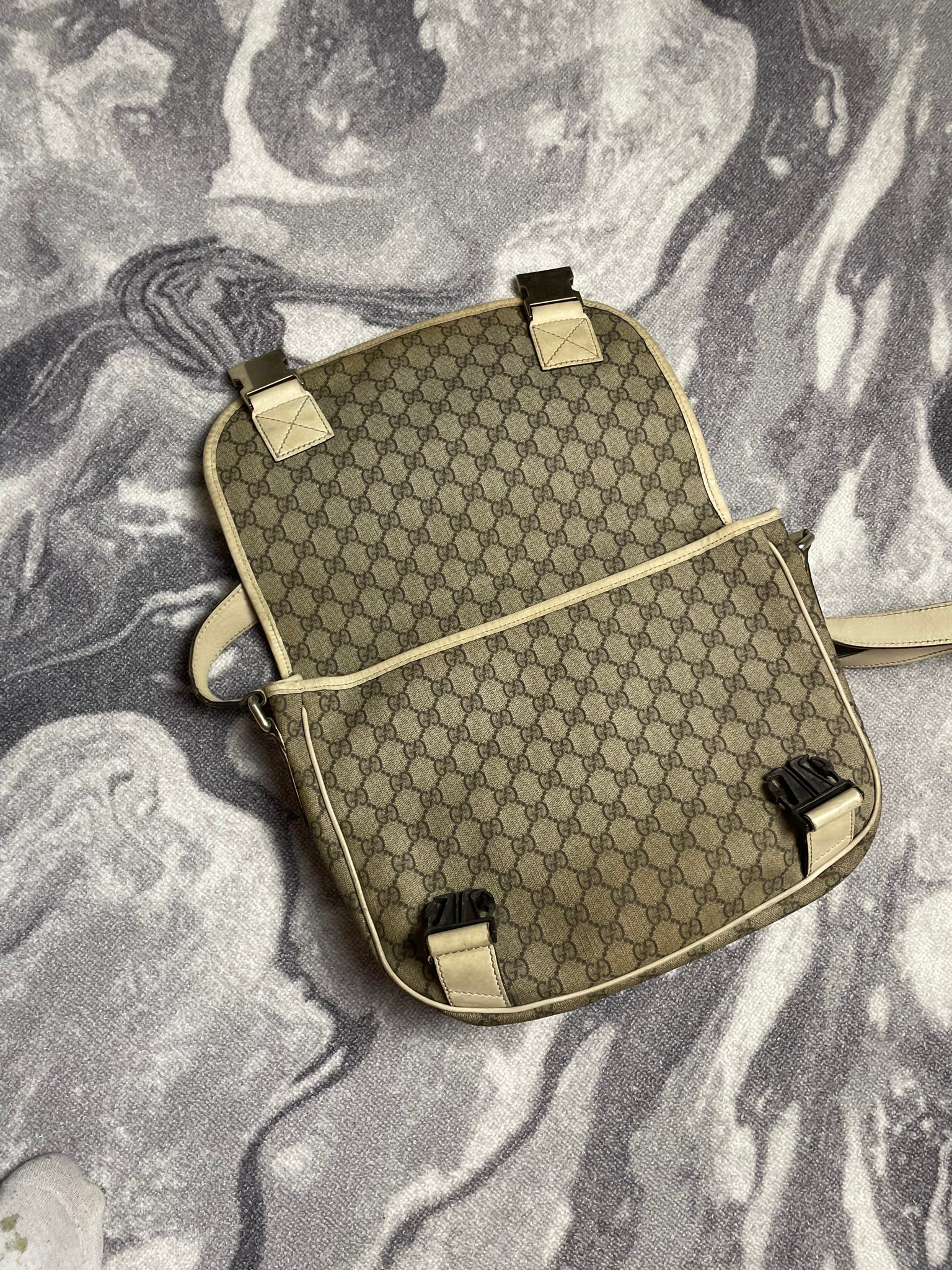 GUCCI vintage canvas shoulder monogram bag, миниатюра 5