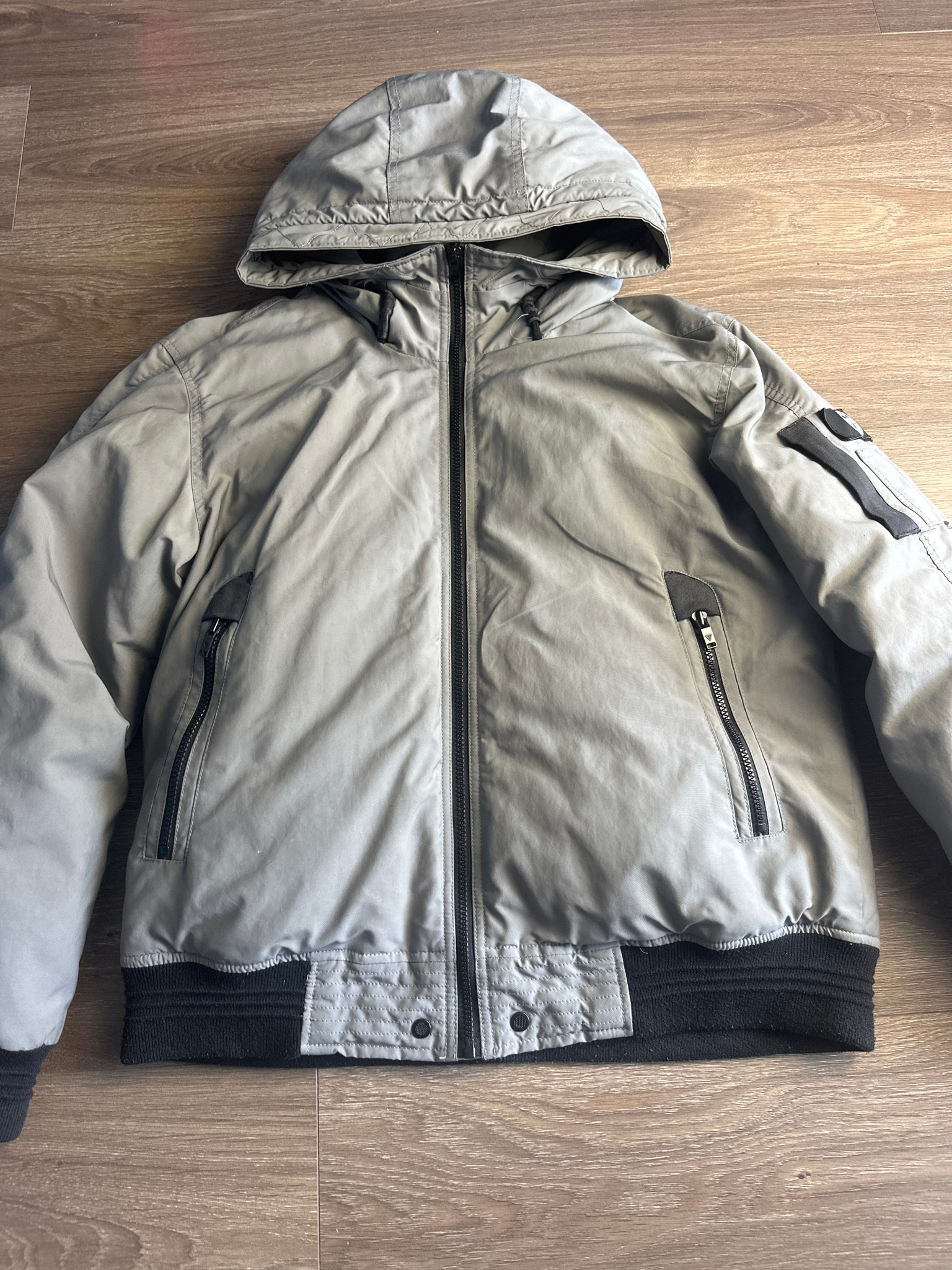 Guess Бомбер, миниатюра 1