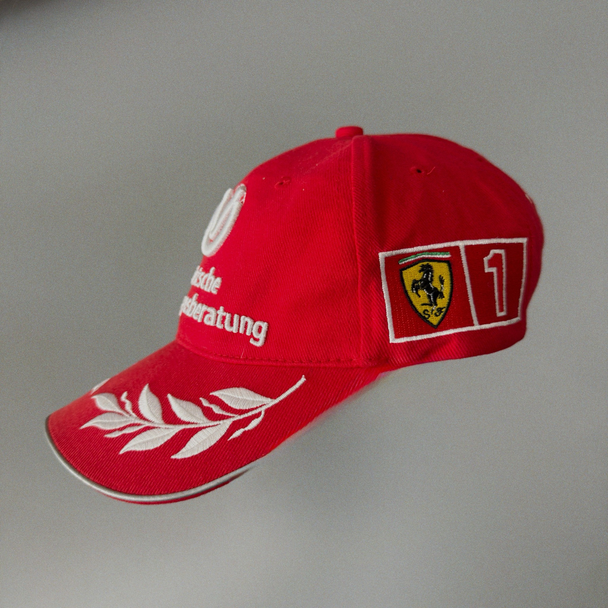 Michael Schumacher x Ferrari x Formula 1 2000s Vintage Official Cap, миниатюра 3