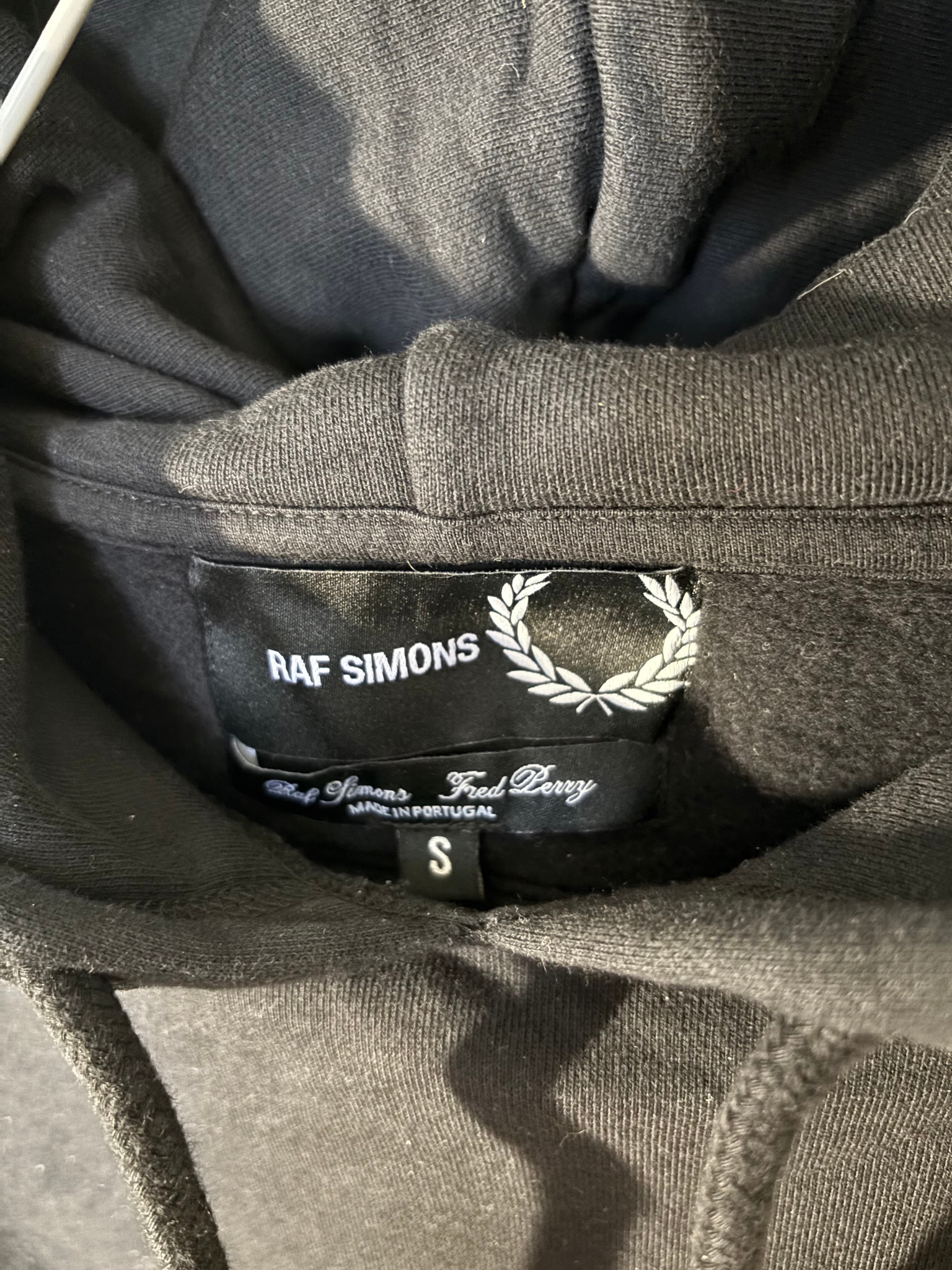 Raf Simons x Fred Perry Pin Printed Patch Hoodie, миниатюра 3