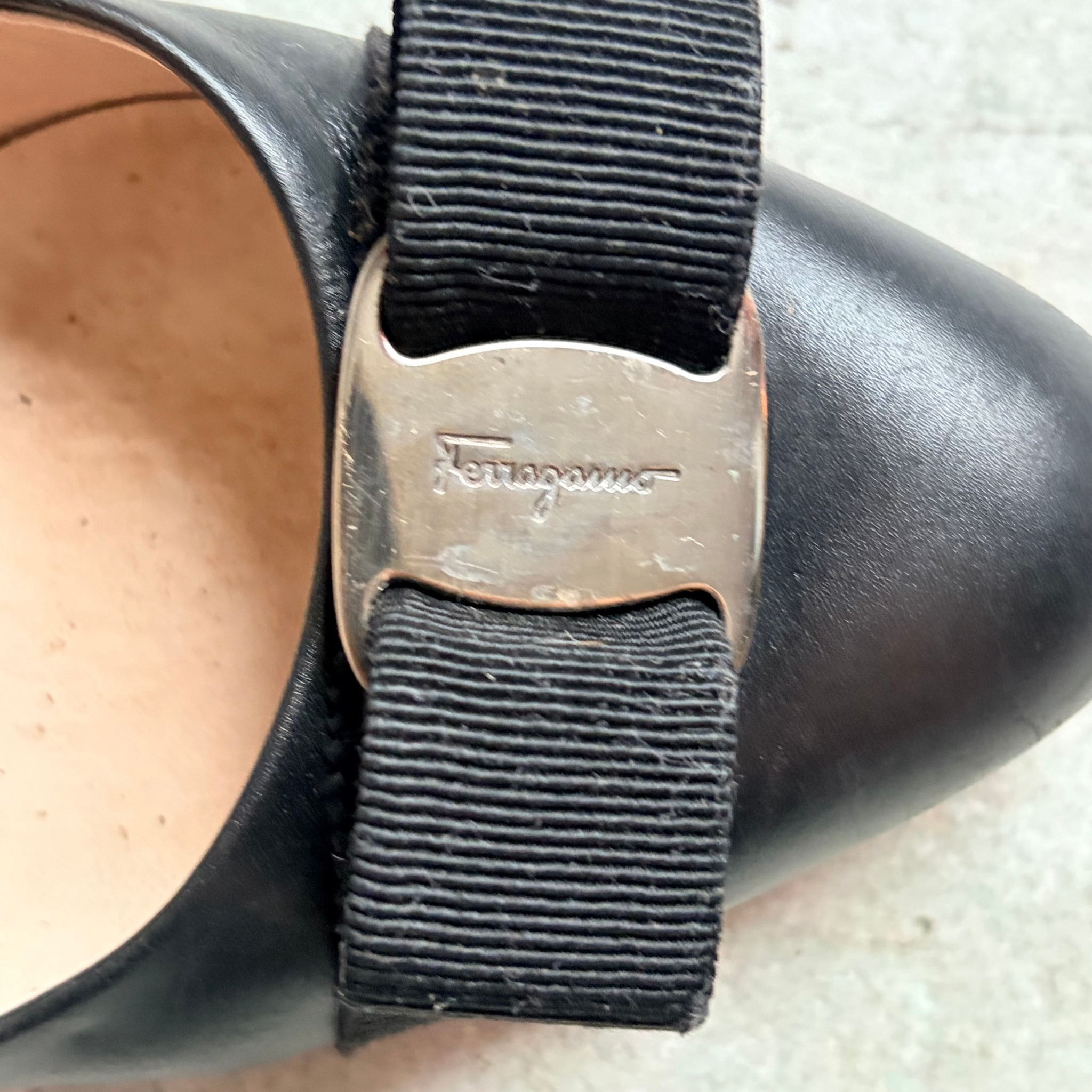 Salvatore Ferragamo Flo Vara Bow Wedge, миниатюра 3