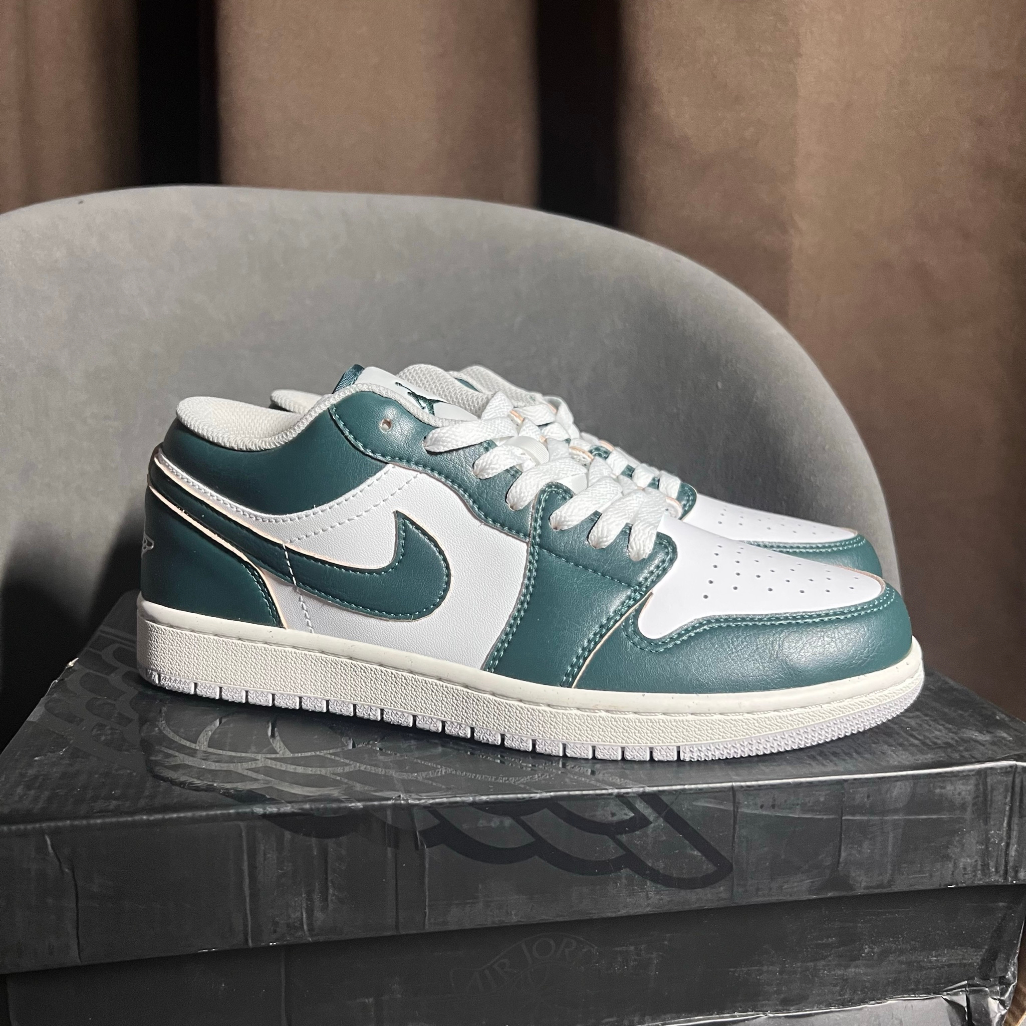 Nike Air Jordan 1 Low SE, миниатюра 1