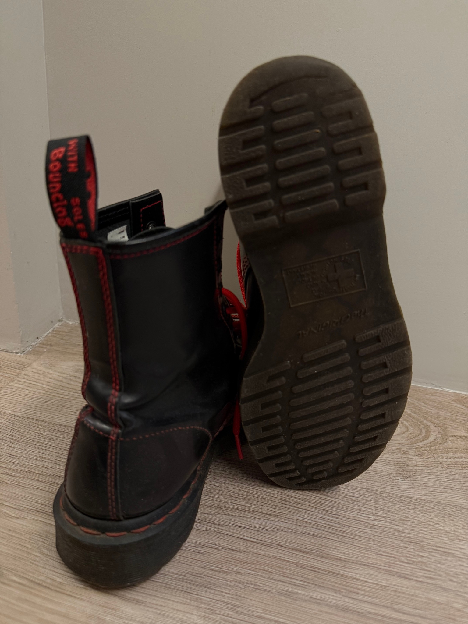 Dr. Martens 1460 BLACK SMOOTH CONTRAST RED STITCH, миниатюра 4