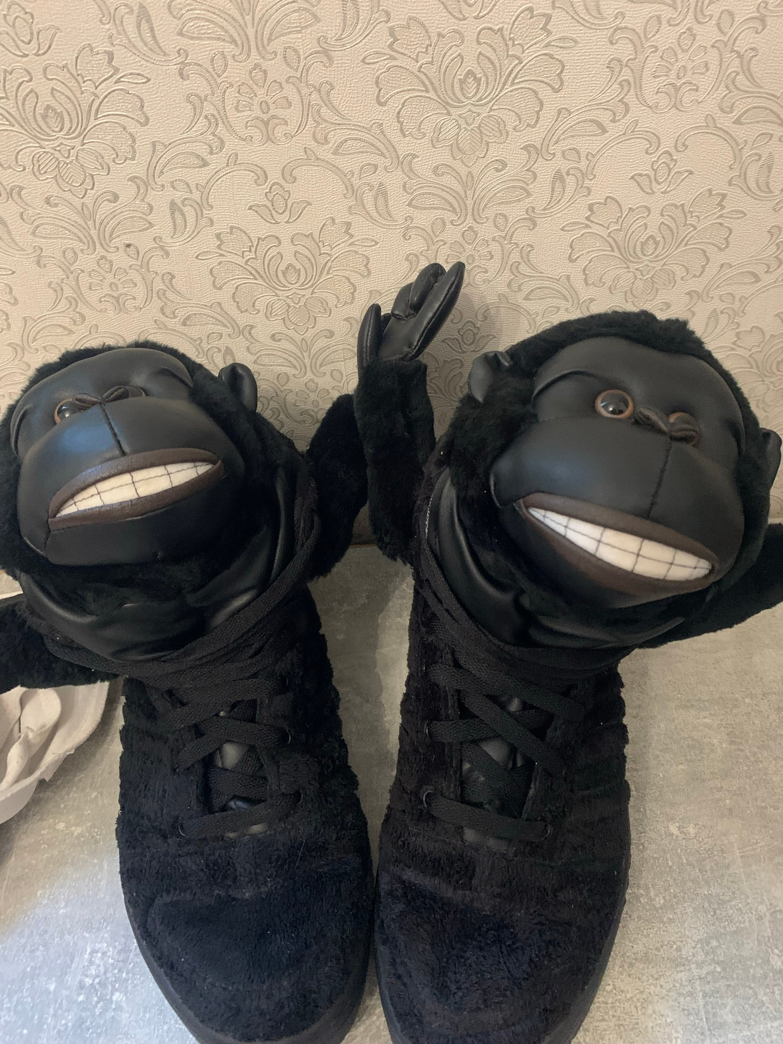 Adidas x Jeremy Scott Gorilla, миниатюра 6