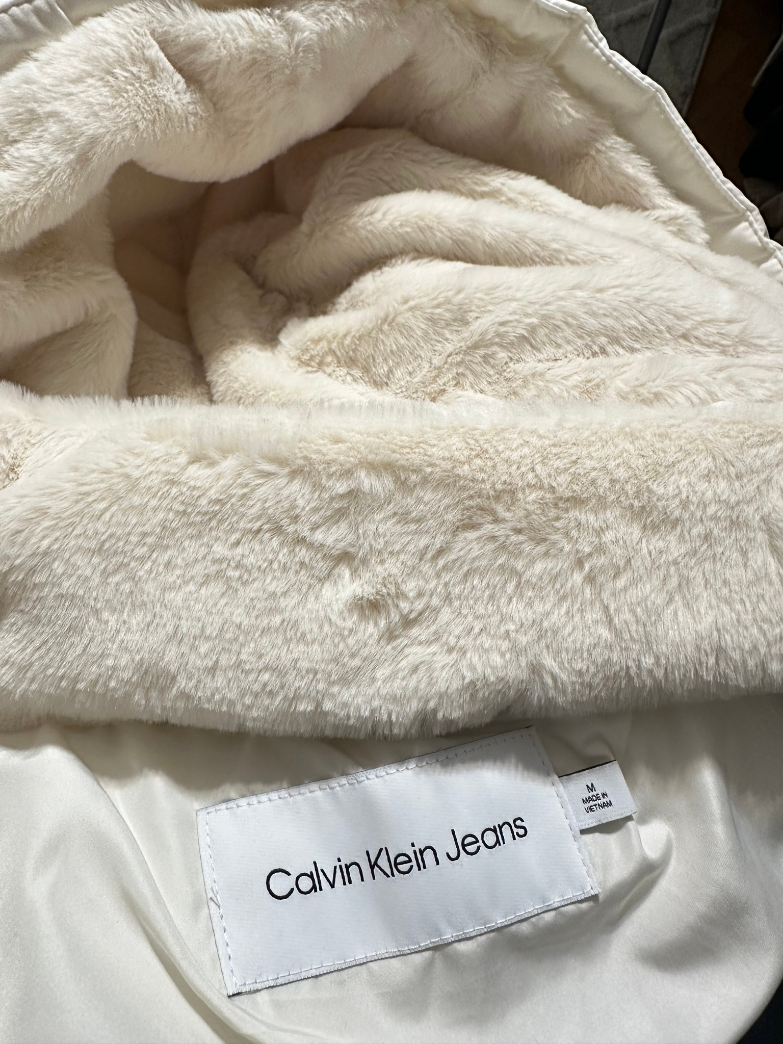 Calvin Klein Jeans Faux Fur Lined Hood Puffer Jacket, миниатюра 5