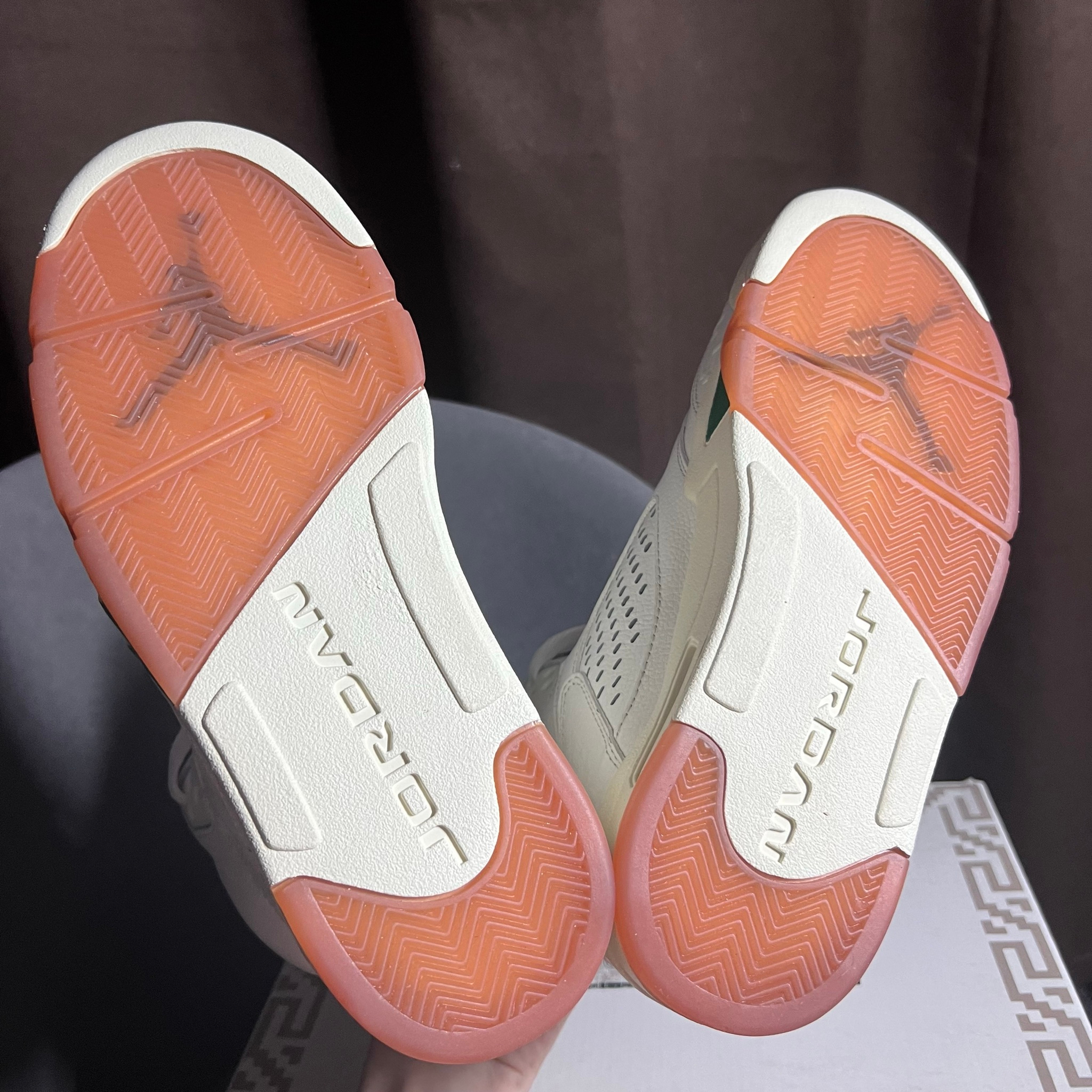 Nike x Air Jordan El Grito, миниатюра 7