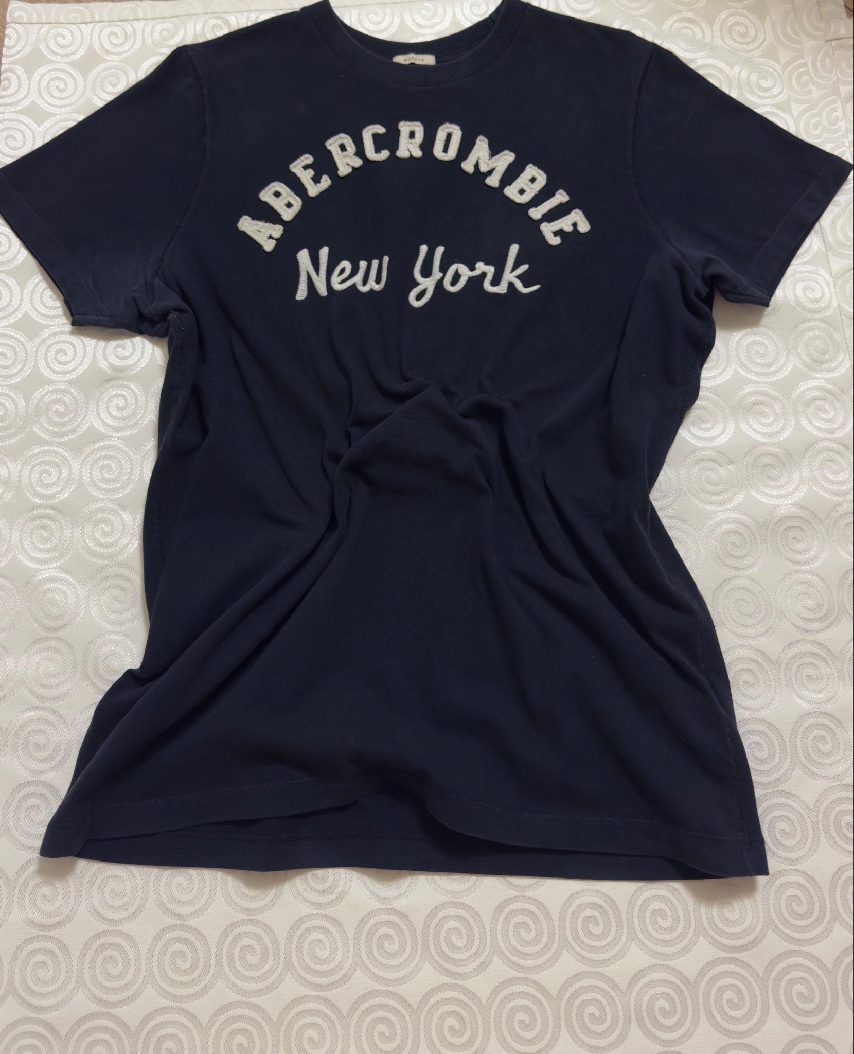 Abercrombie and Fitch Футболка, миниатюра 1