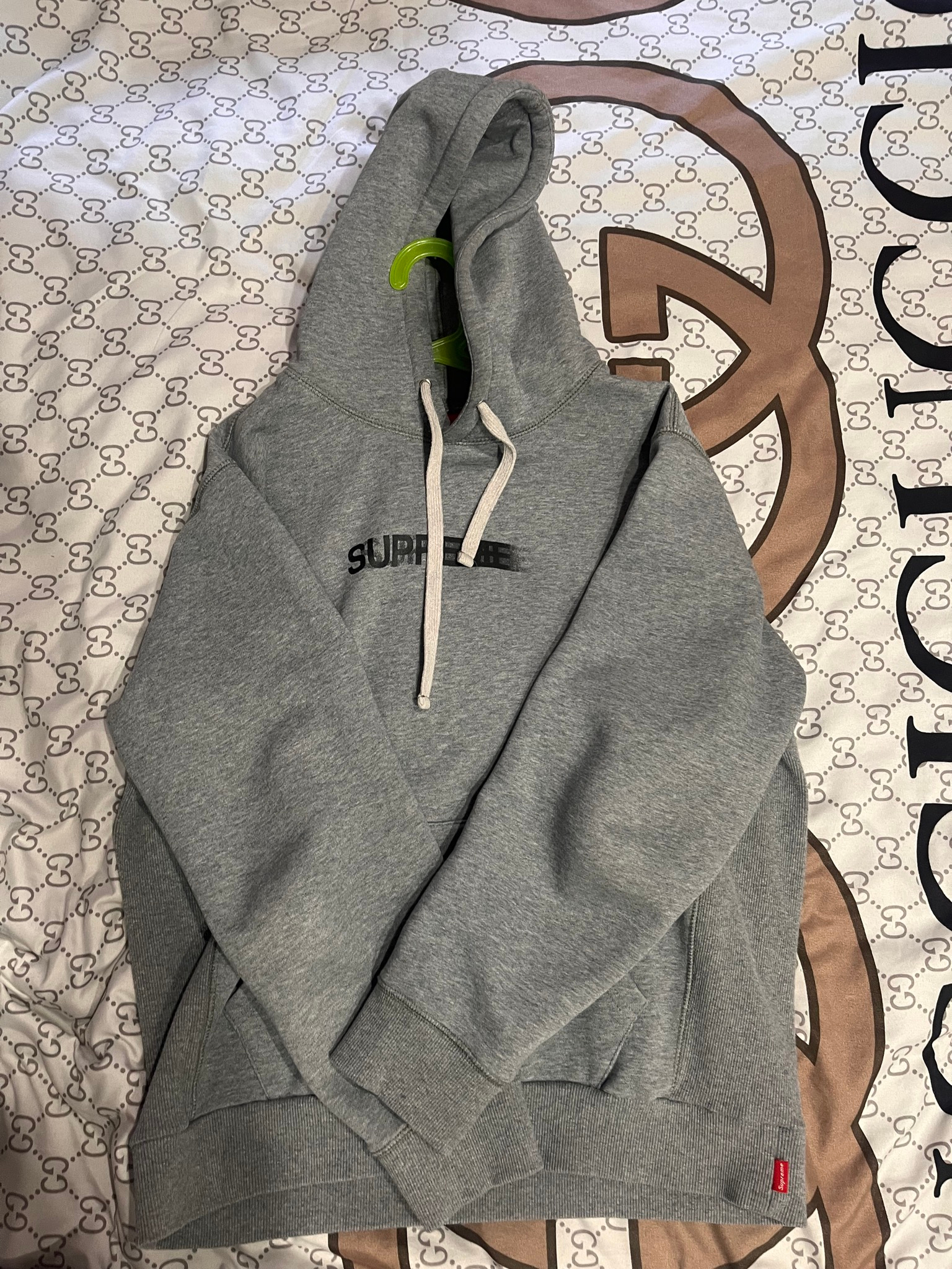 Supreme Худи, миниатюра 1