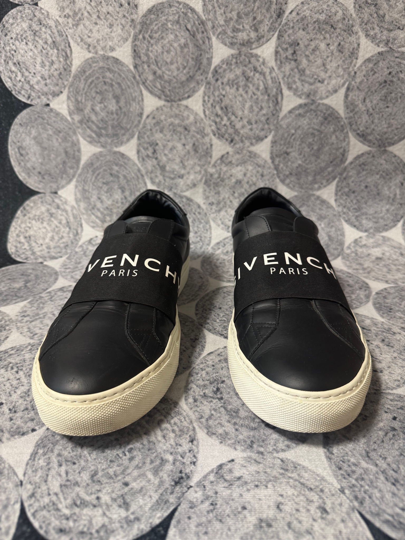 Givenchy Urdan Street, миниатюра 1