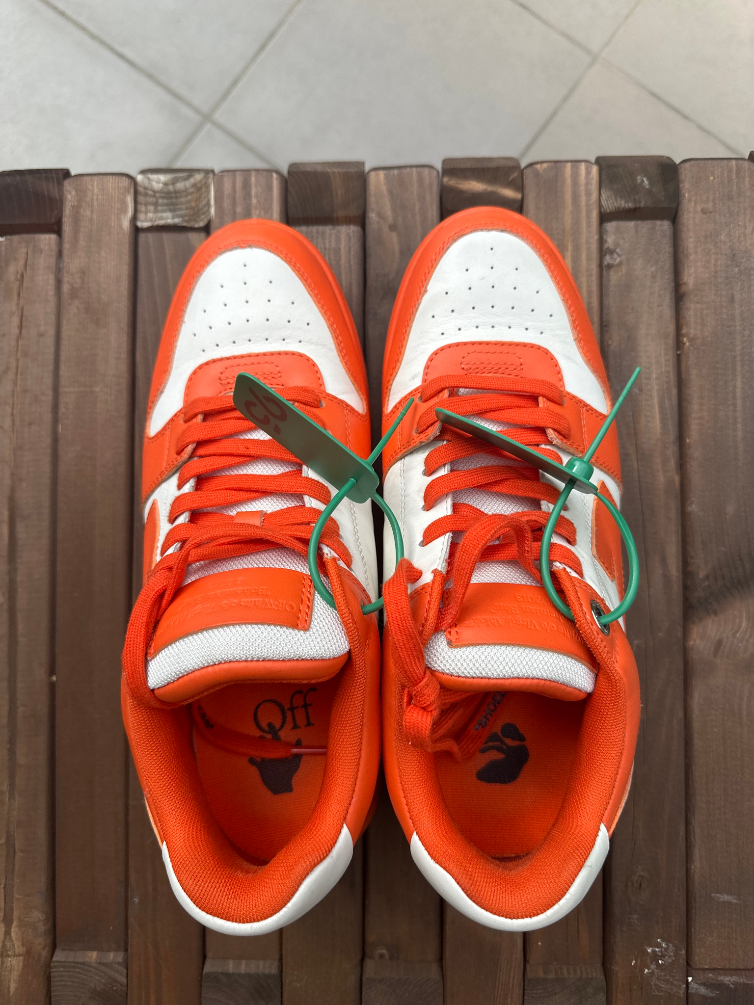 Off-White Out of Office, миниатюра 3