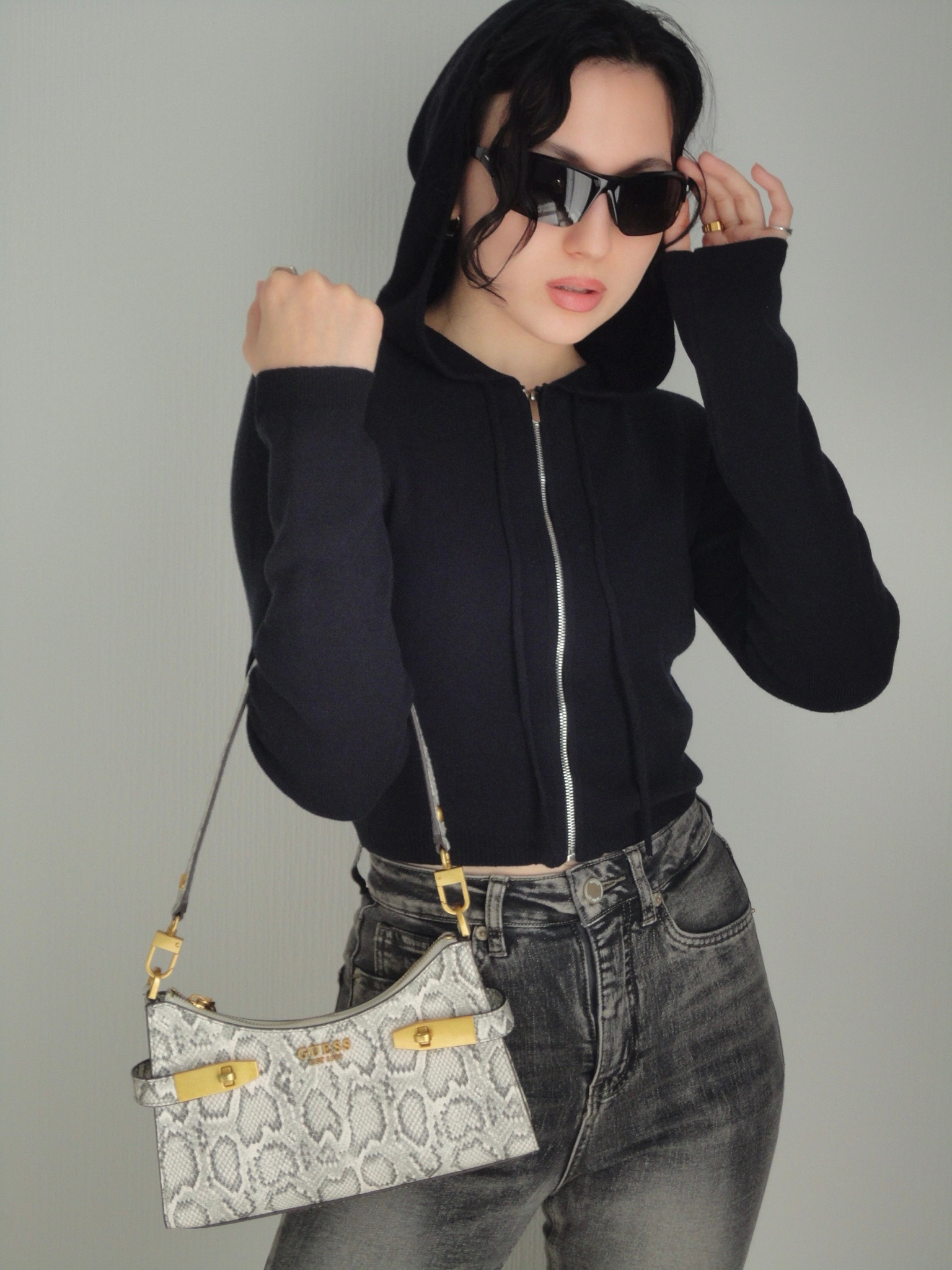 Guess Zadie Logo Top Zip Shoulder Bag, миниатюра 2