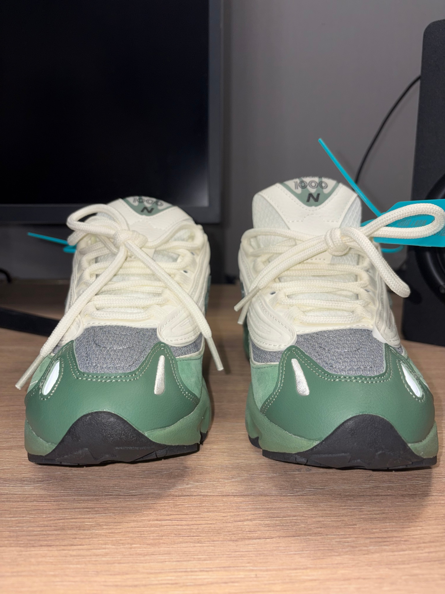 New Balance 1000, миниатюра 1