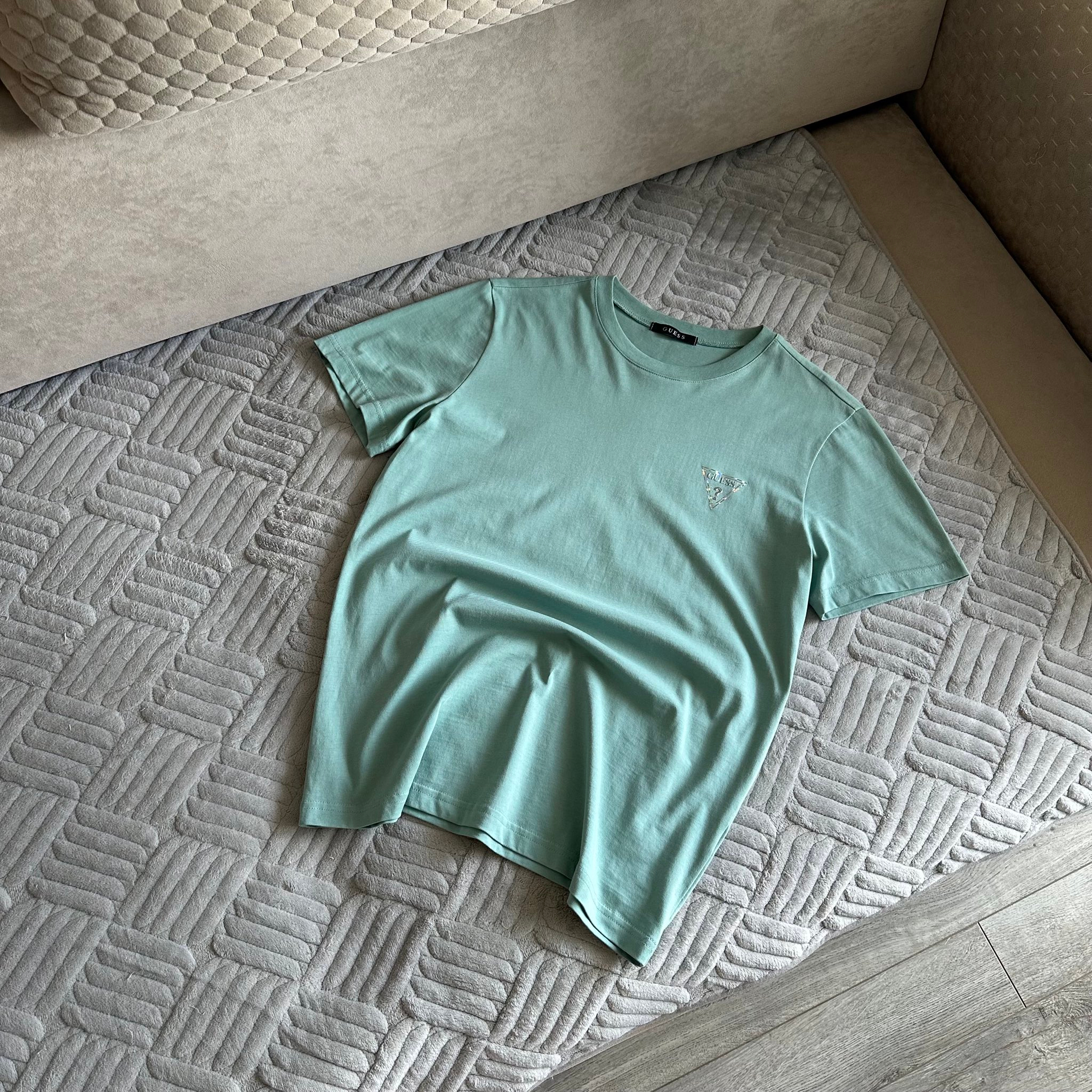 Guess T-Shirts, миниатюра 1