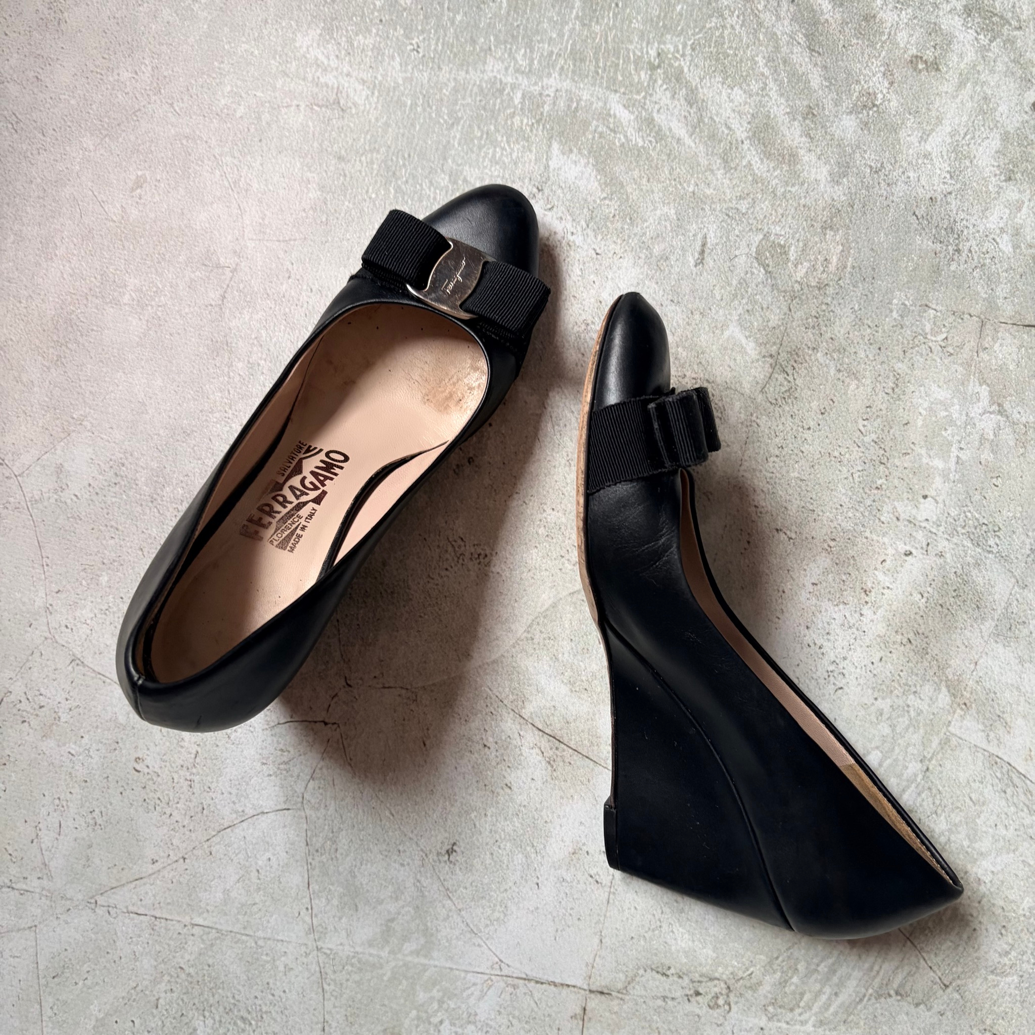 Salvatore Ferragamo Flo Vara Bow Wedge, миниатюра 7