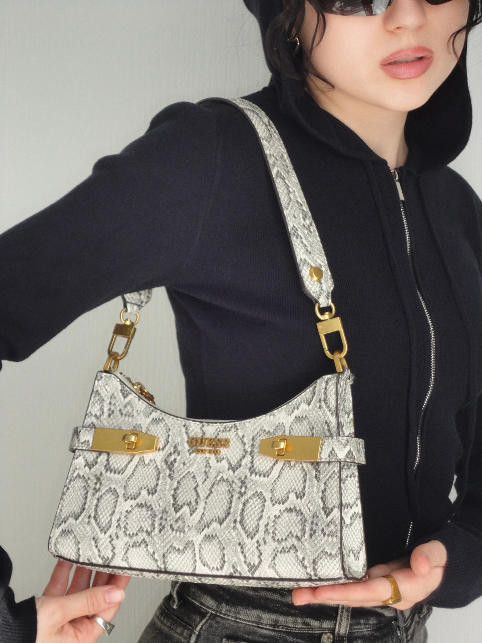Guess Zadie Logo Top Zip Shoulder Bag, миниатюра 4