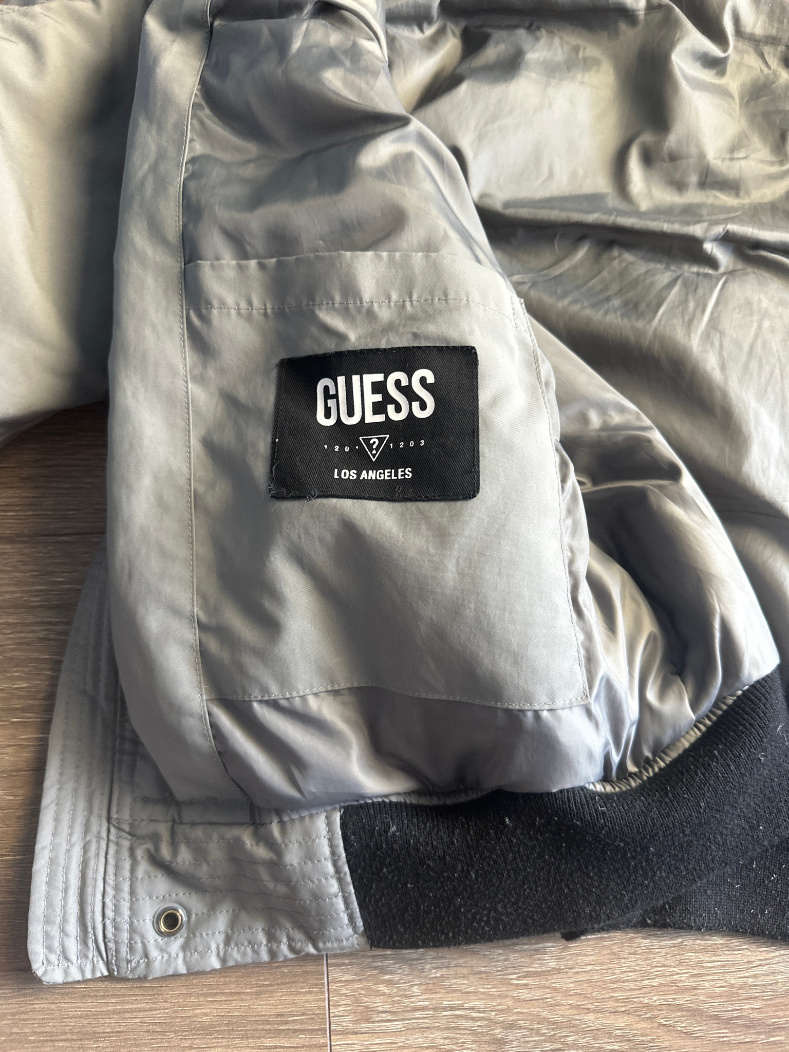 Guess Бомбер, миниатюра 4