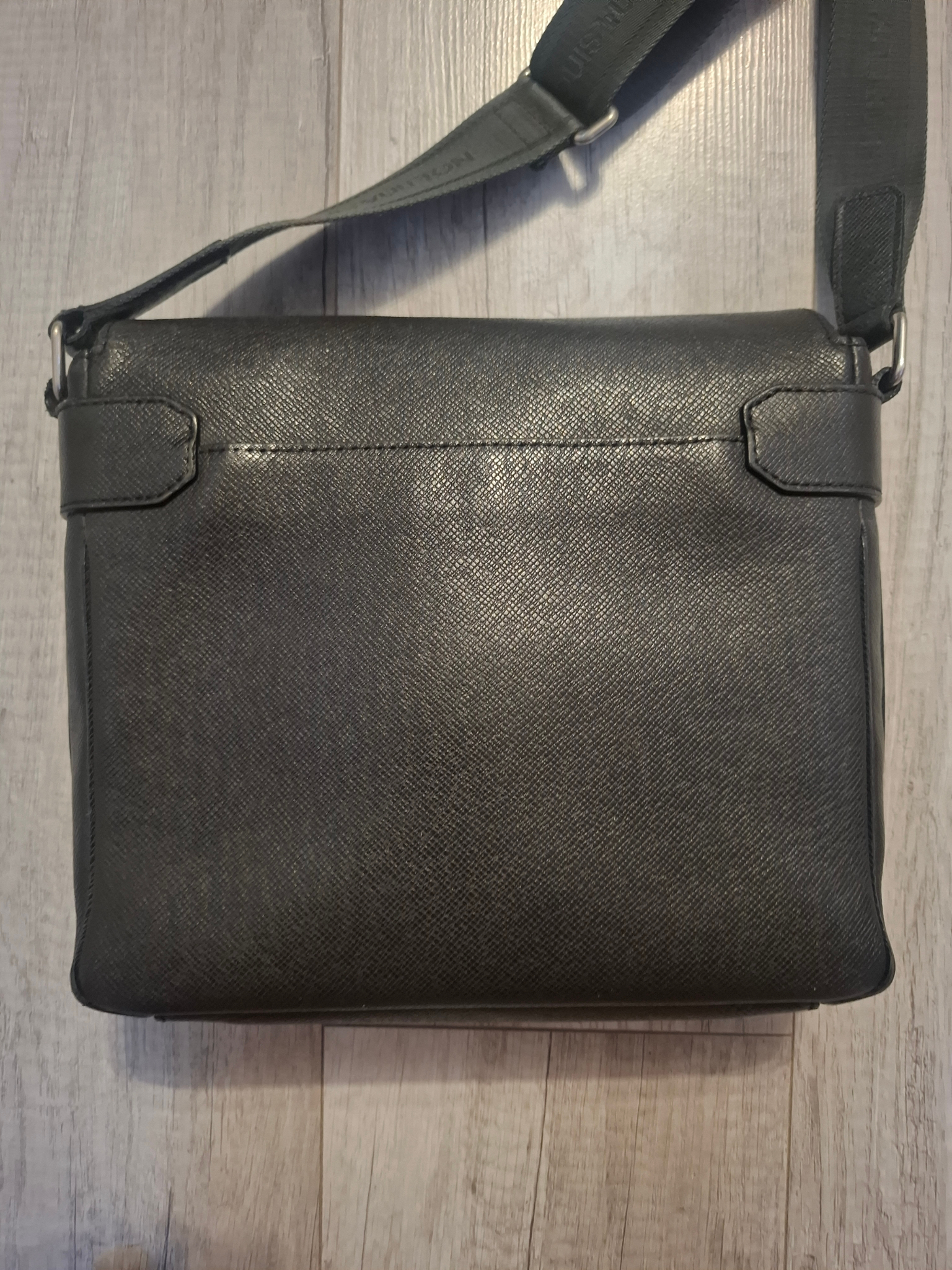 Louis Vuitton District, миниатюра 3