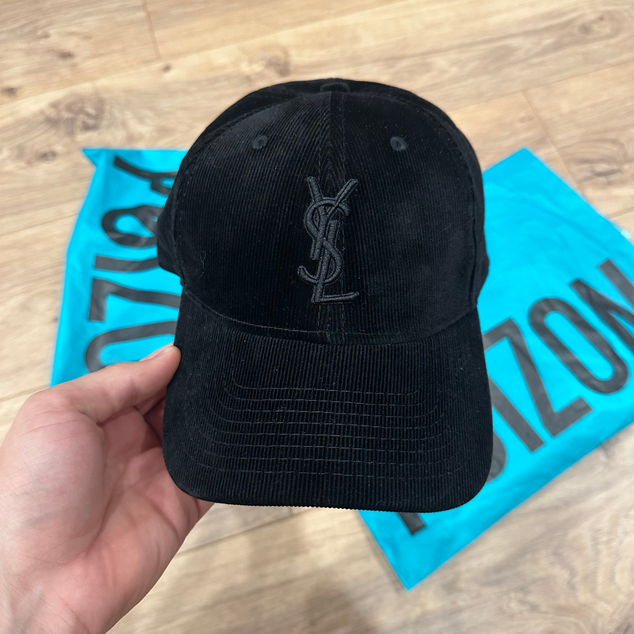 Yves Saint Laurent x New Era Кепка, миниатюра 1
