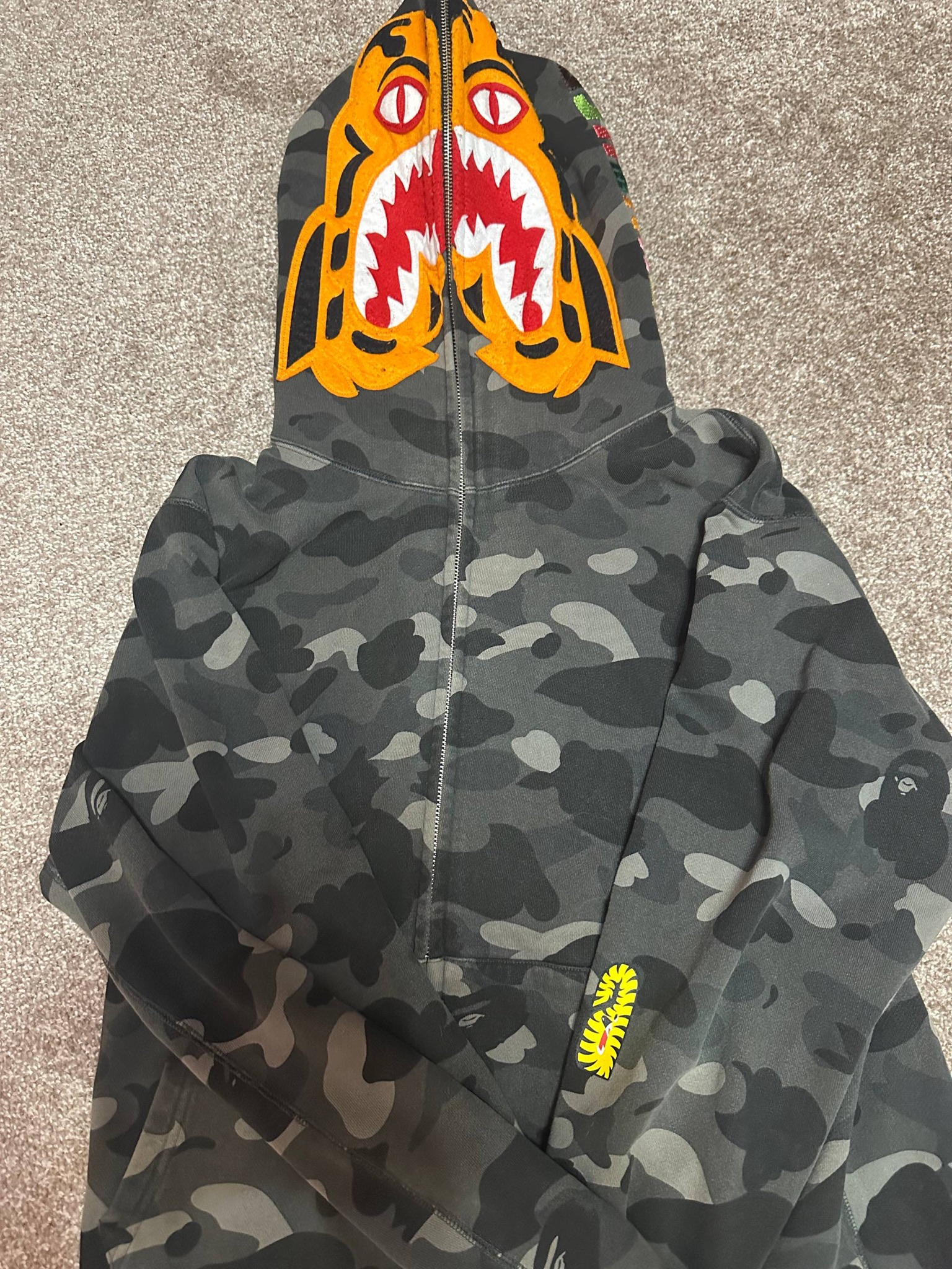 Bape  tiger, миниатюра 1
