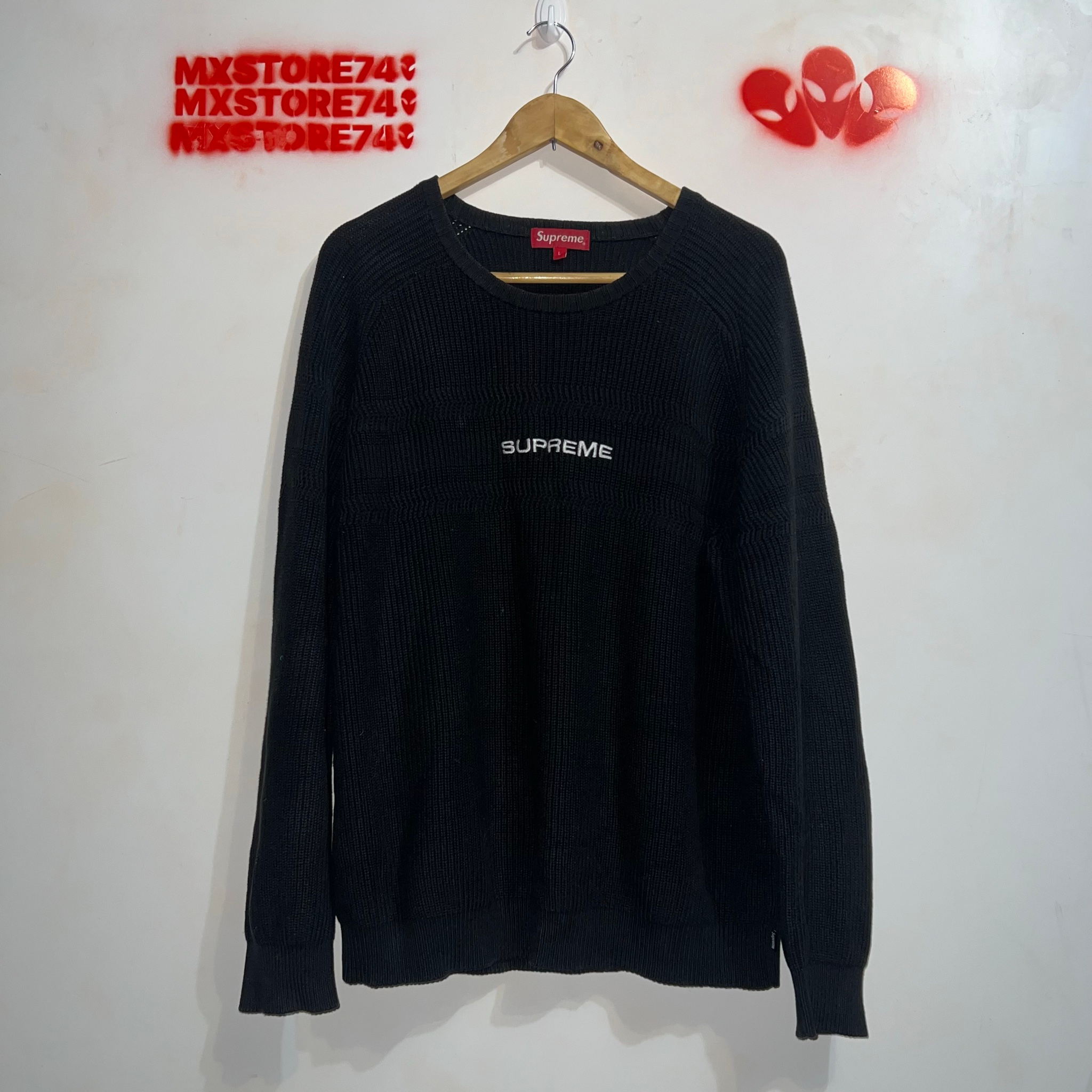 Supreme Sweater, миниатюра 1