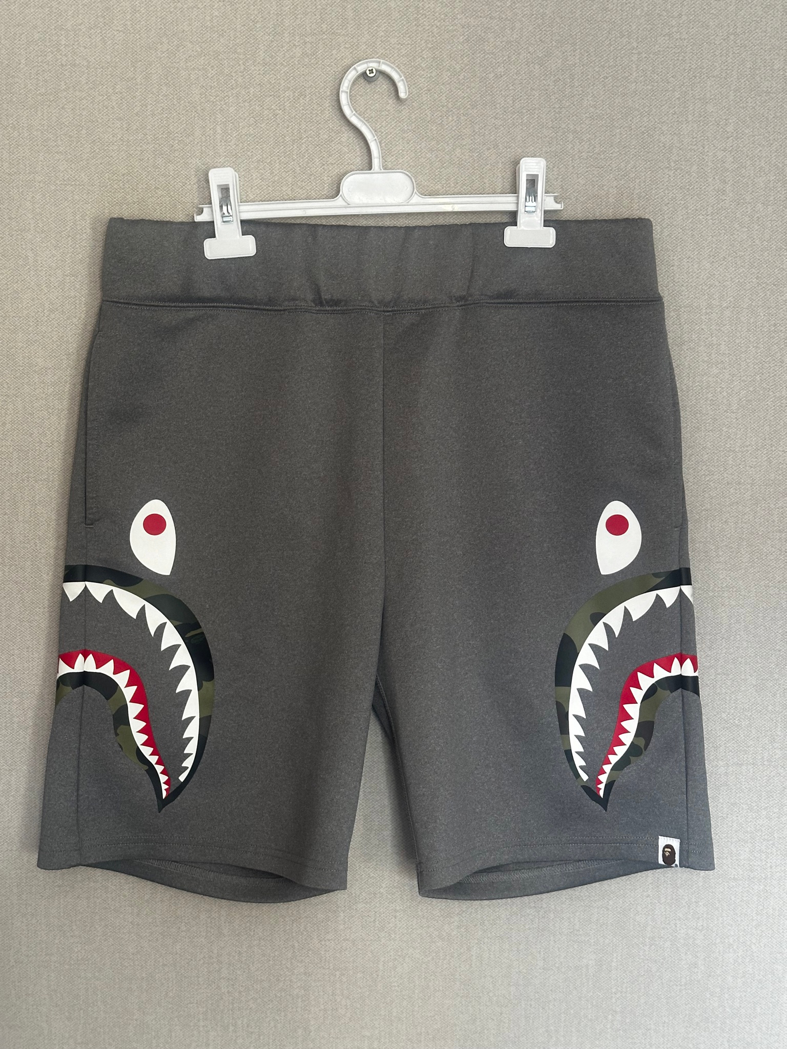 BAPE  Shark, миниатюра 1