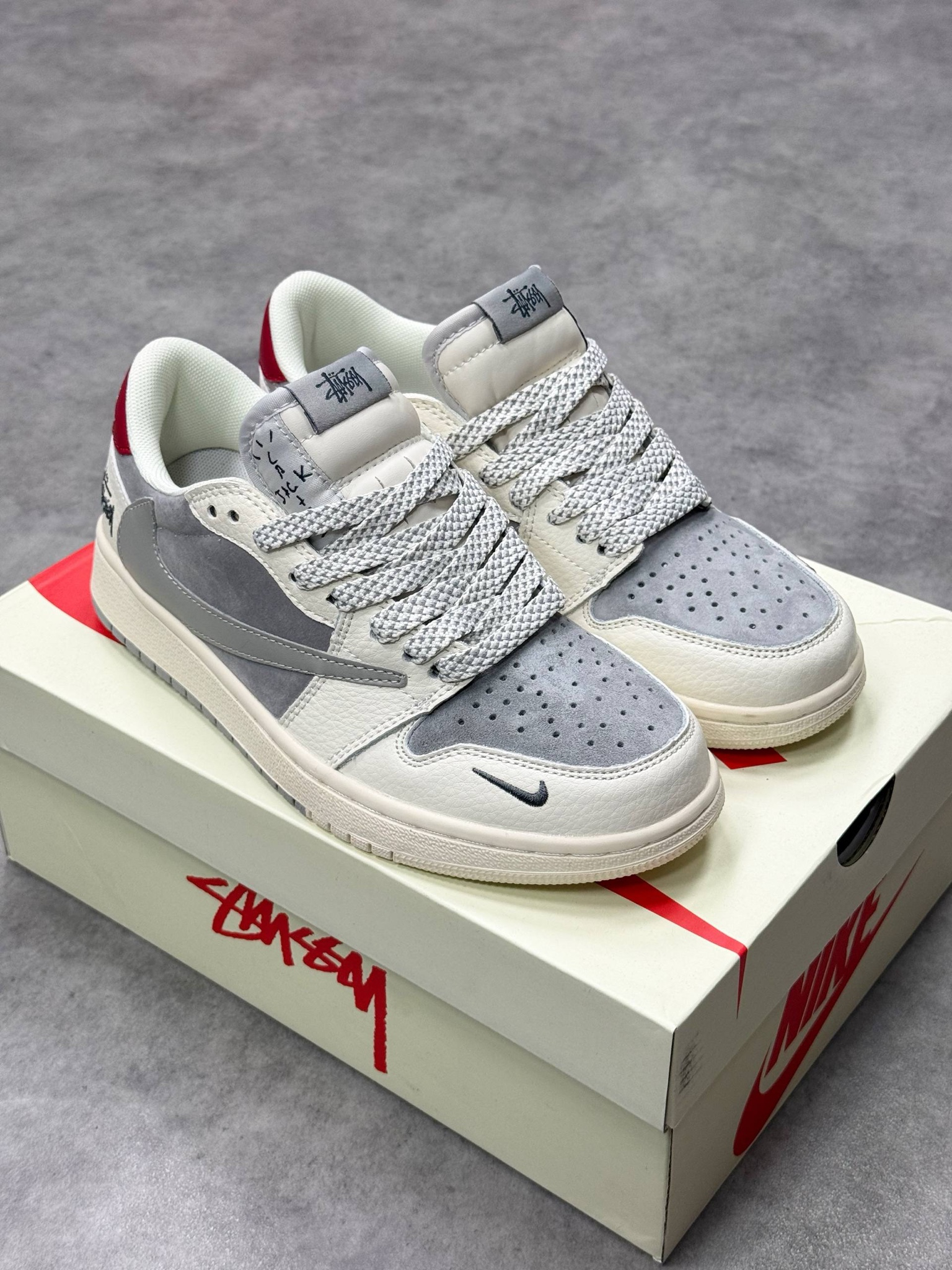Nike x Stüssy Air Jordan 1 Low, миниатюра 1