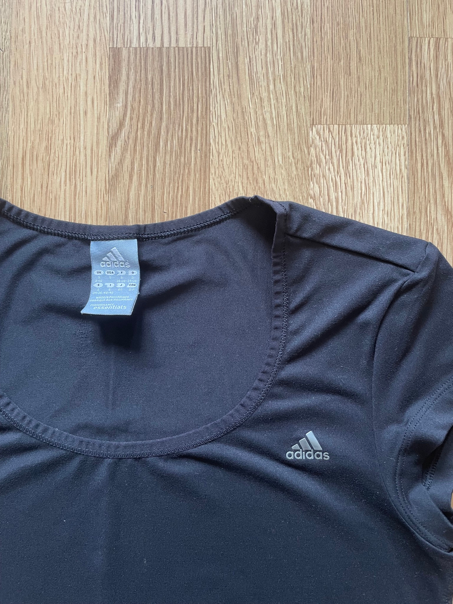 Adidas Essentials, миниатюра 2