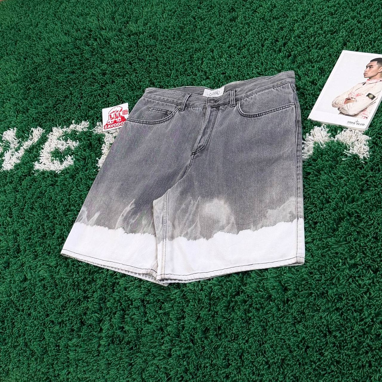 Givenchy Bleached Denim Shorts Grey, миниатюра 3