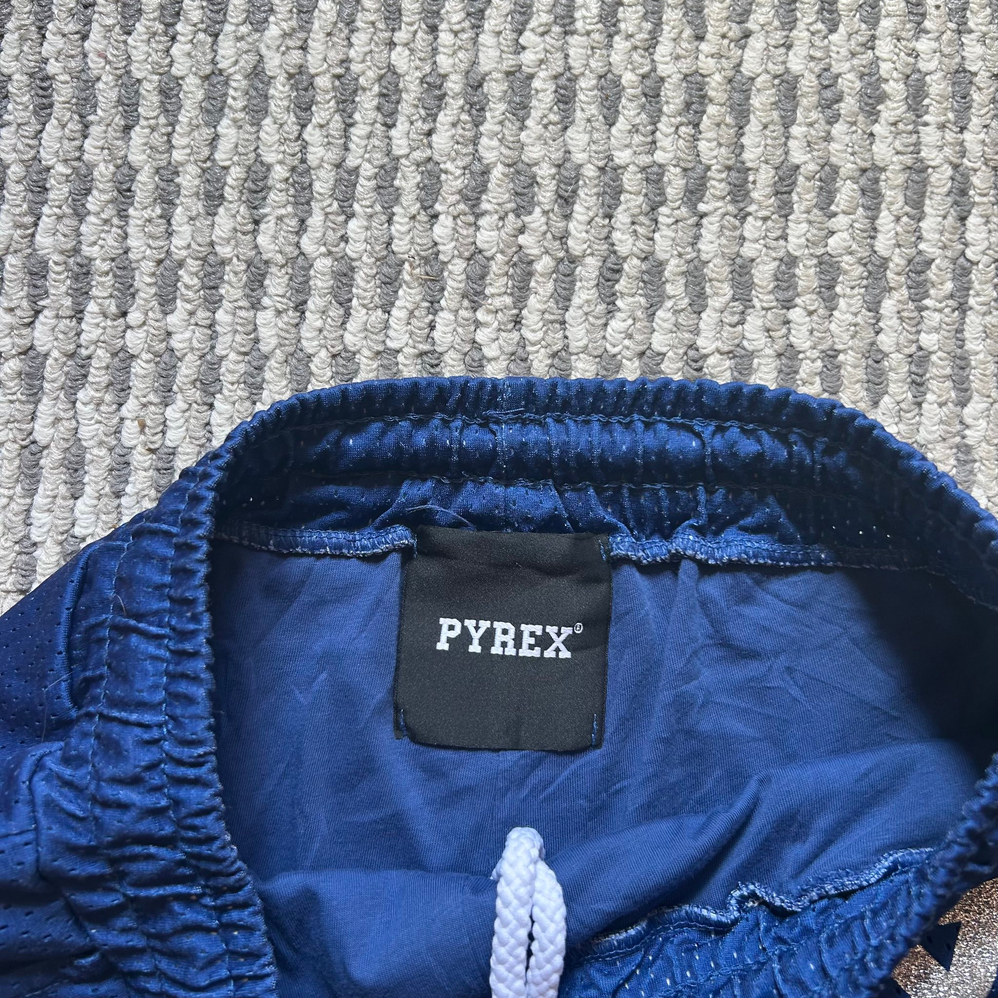 Pyrex x Off-White Vintage Shorts, миниатюра 3