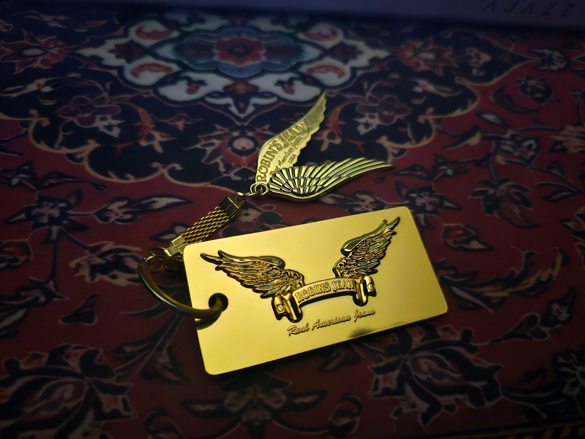 Robin's Jean Брелок, миниатюра 1