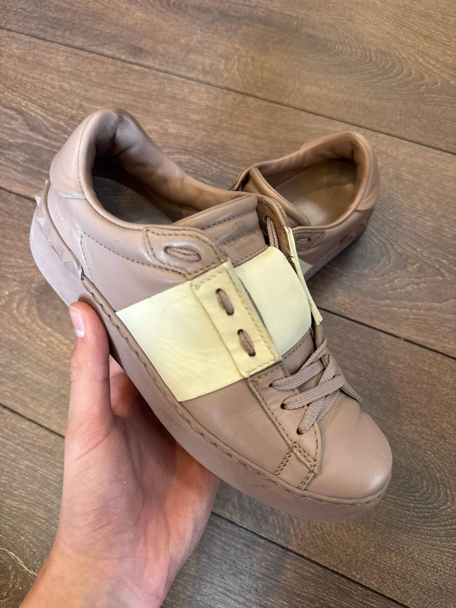 Valentino Garavani  Open walk, миниатюра 1