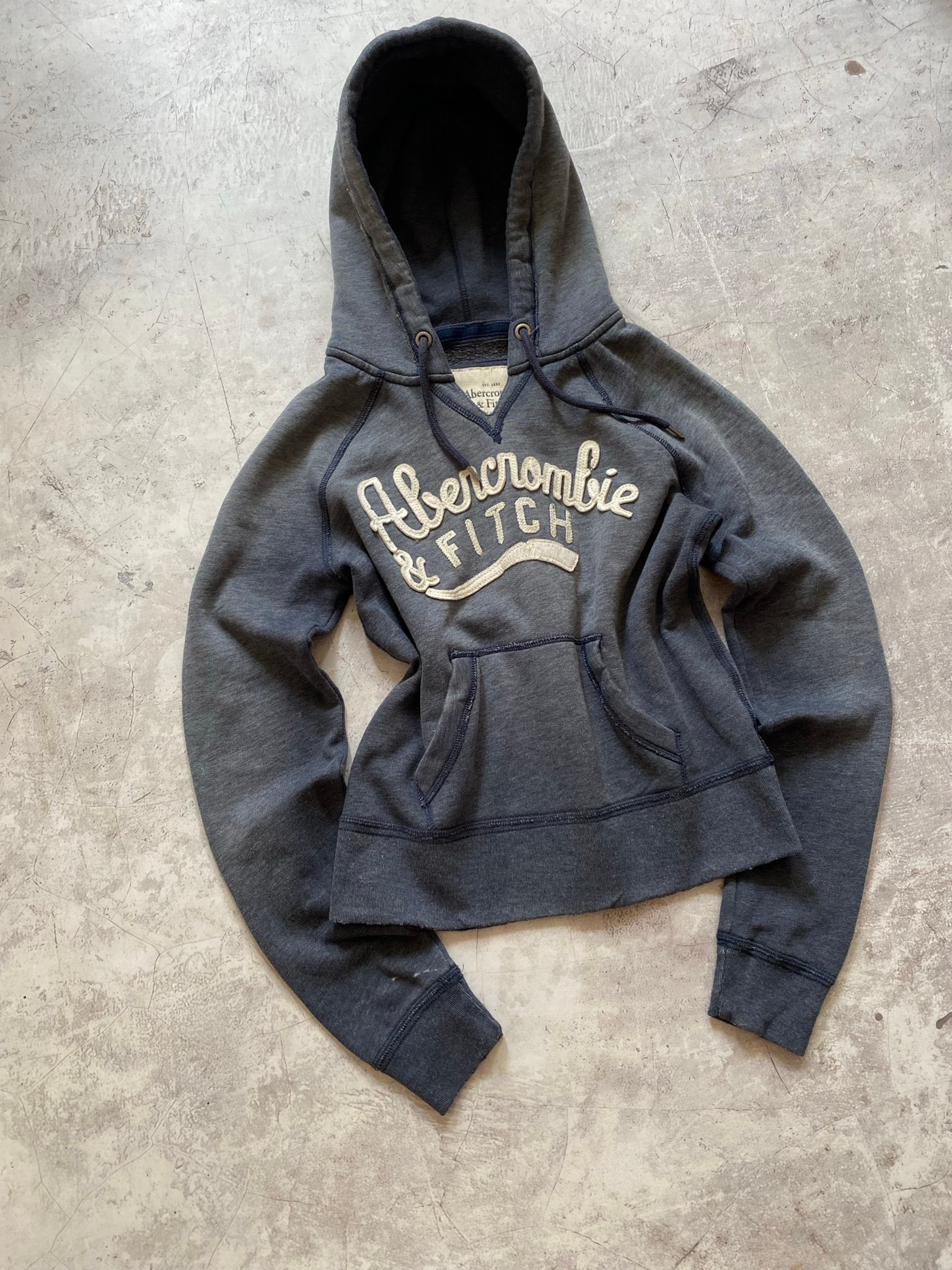 Abercrombie & Fitch Vintage Faded Logo Hoodie, миниатюра 2