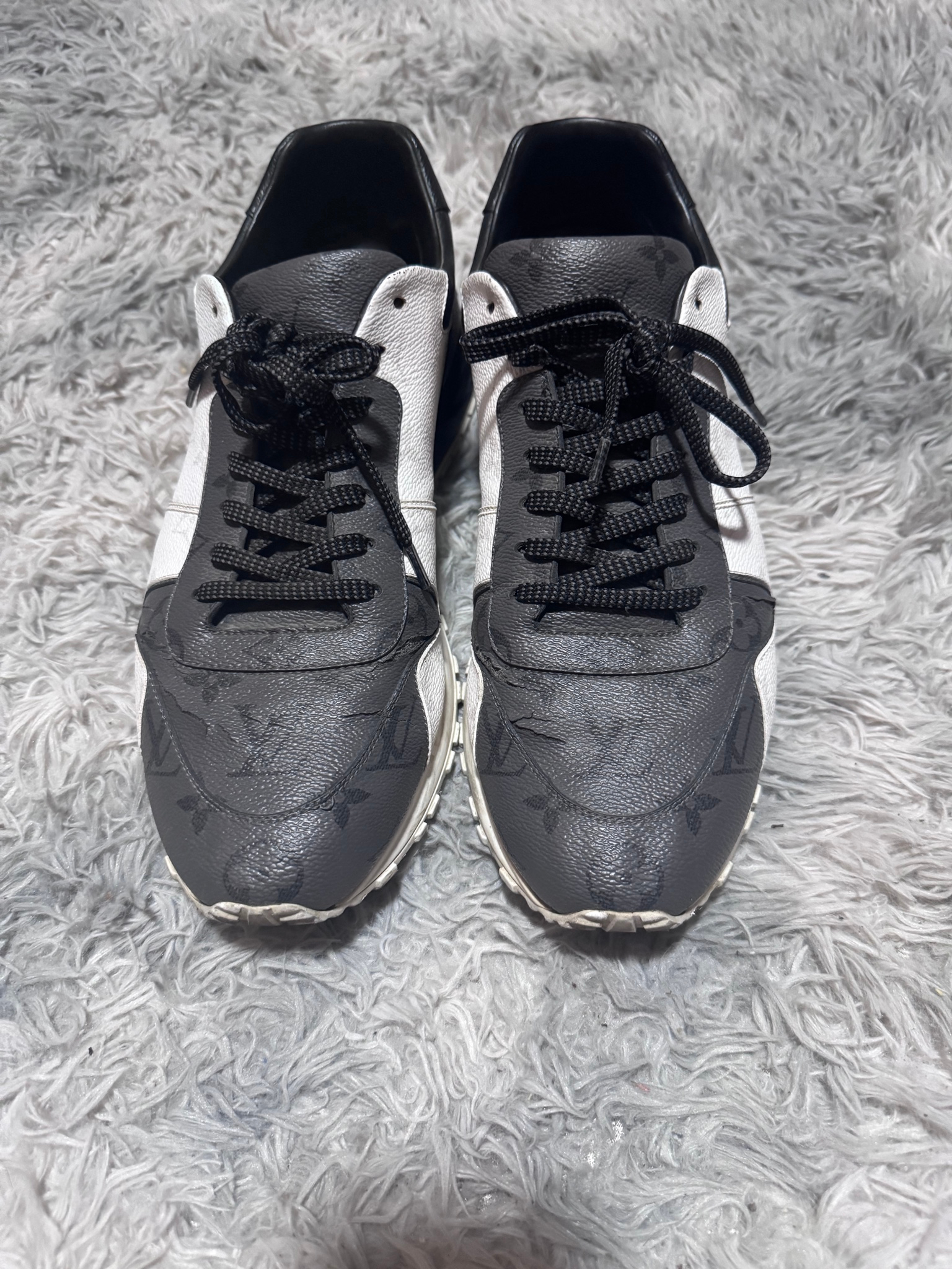 Louis Vuitton Run Away Sneaker, миниатюра 1