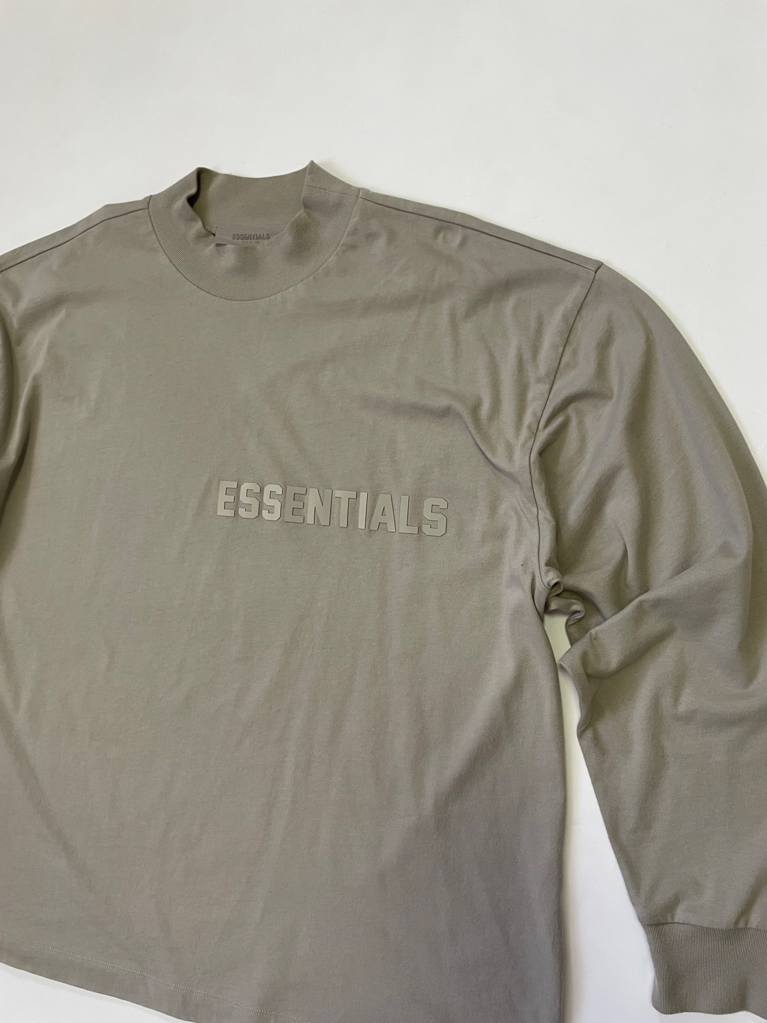 Fear of God Essentials Лонгслив, миниатюра 2