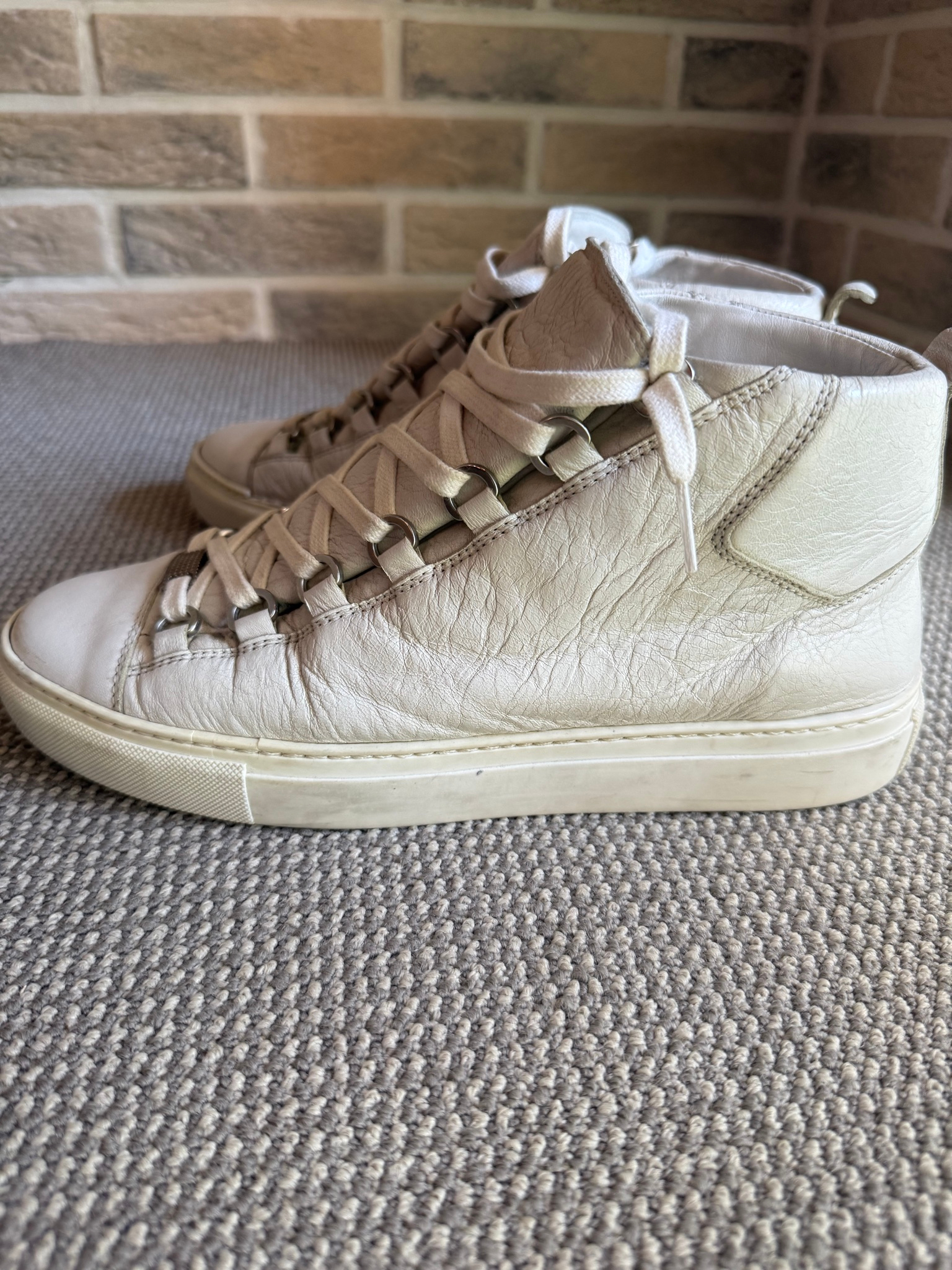 Balenciaga Arena, миниатюра 5