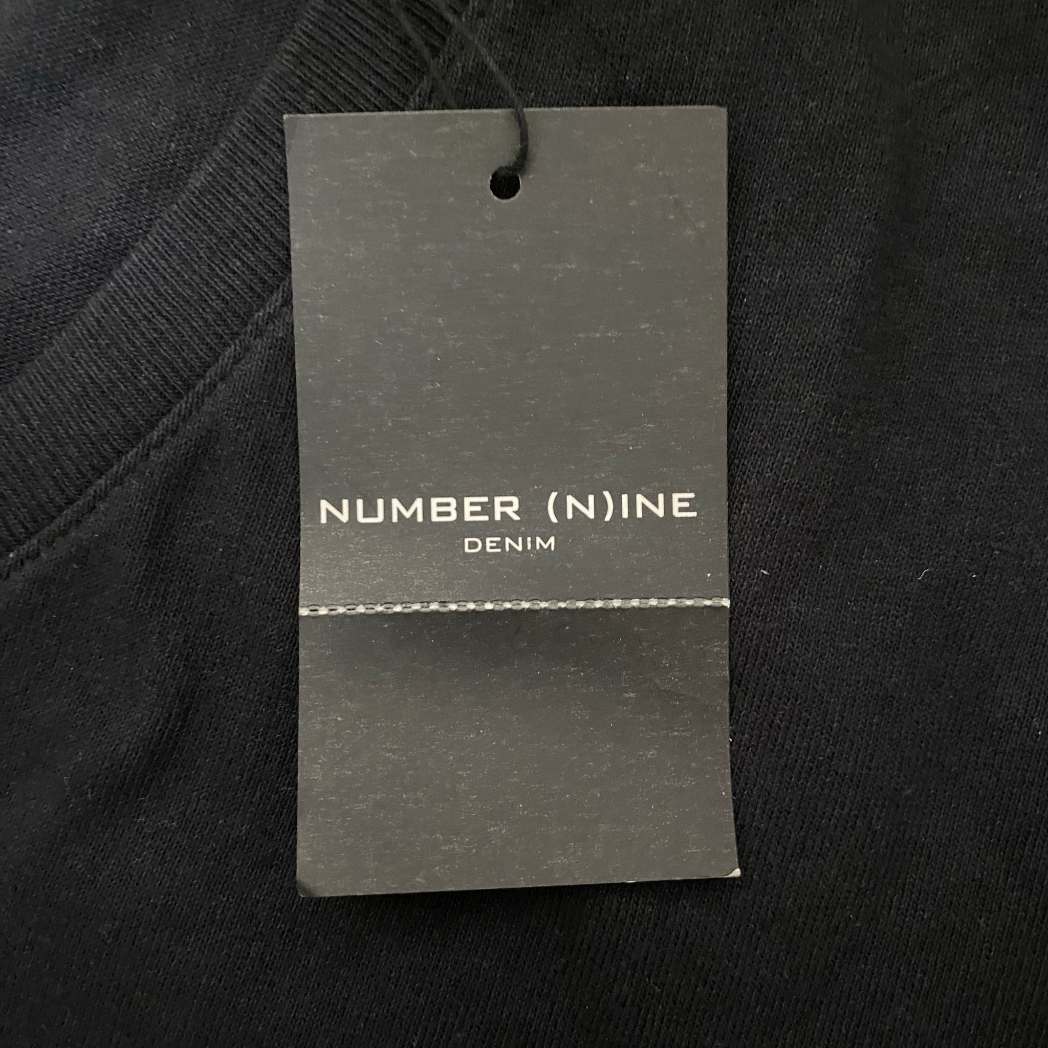 Number (N)ine Box Logo V-Neck Tee, миниатюра 8