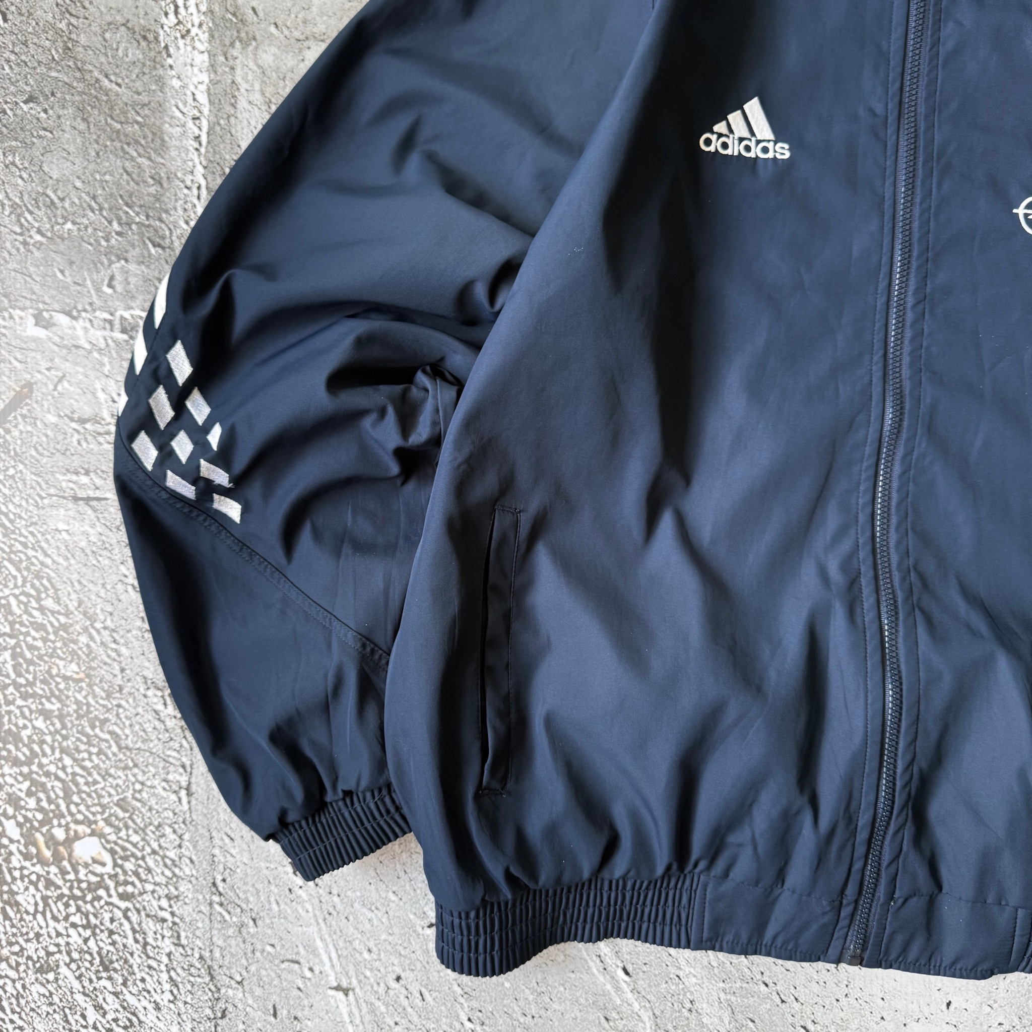 Adidas x AC Milan 2000s Vintage Blokecore Reversible Jacket, миниатюра 9