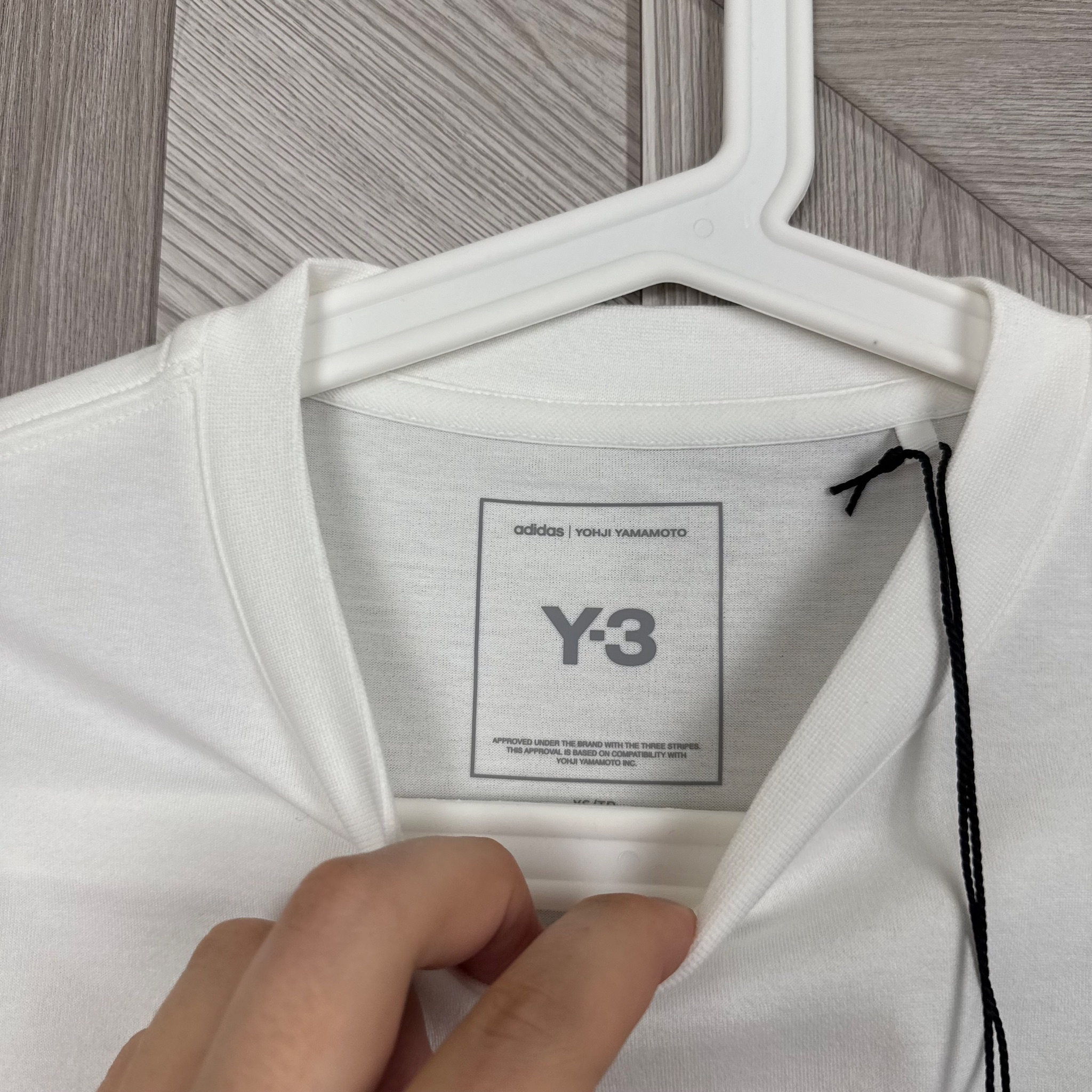 Y-3 Yohji Yamamoto Logo Tee, миниатюра 4