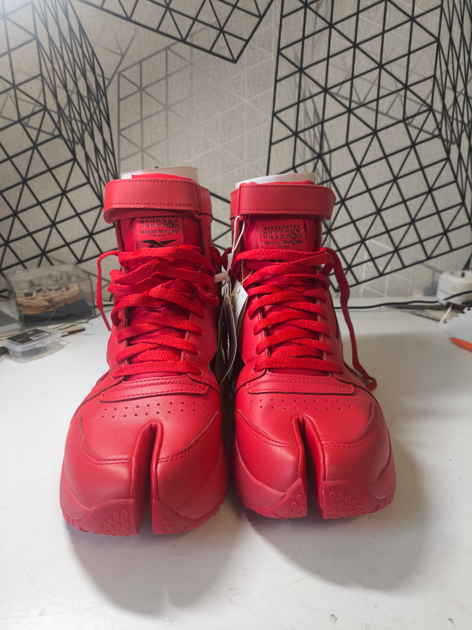 Maison Margiela x Reebok Classic Leather Tabi High Red, миниатюра 1