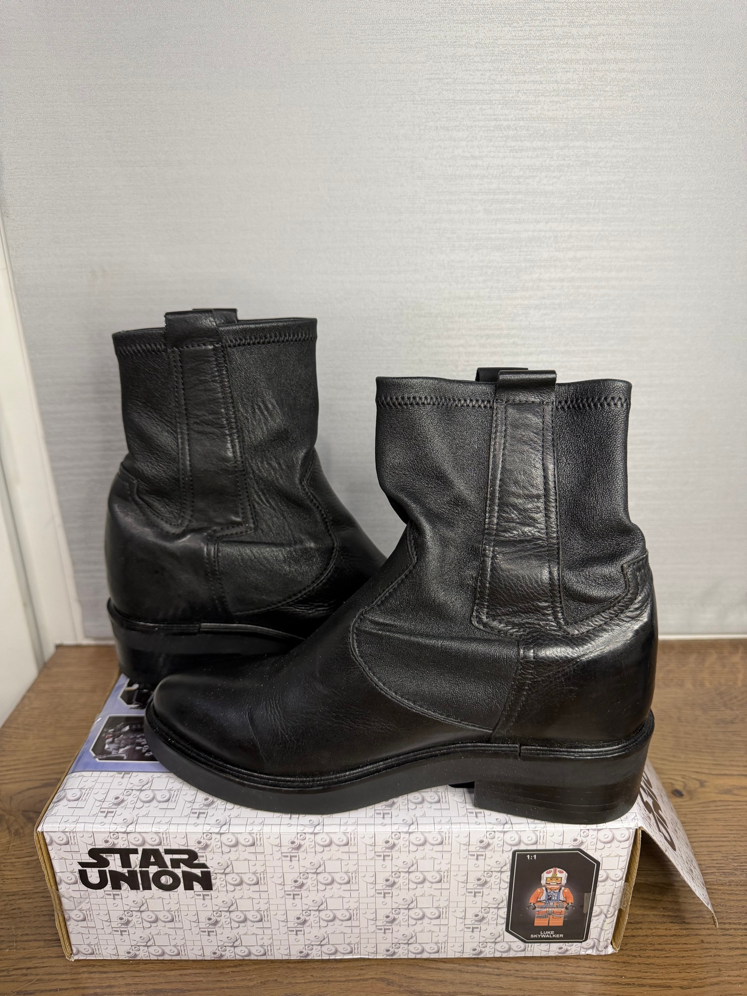 Cinzia Araia Boots, миниатюра 3
