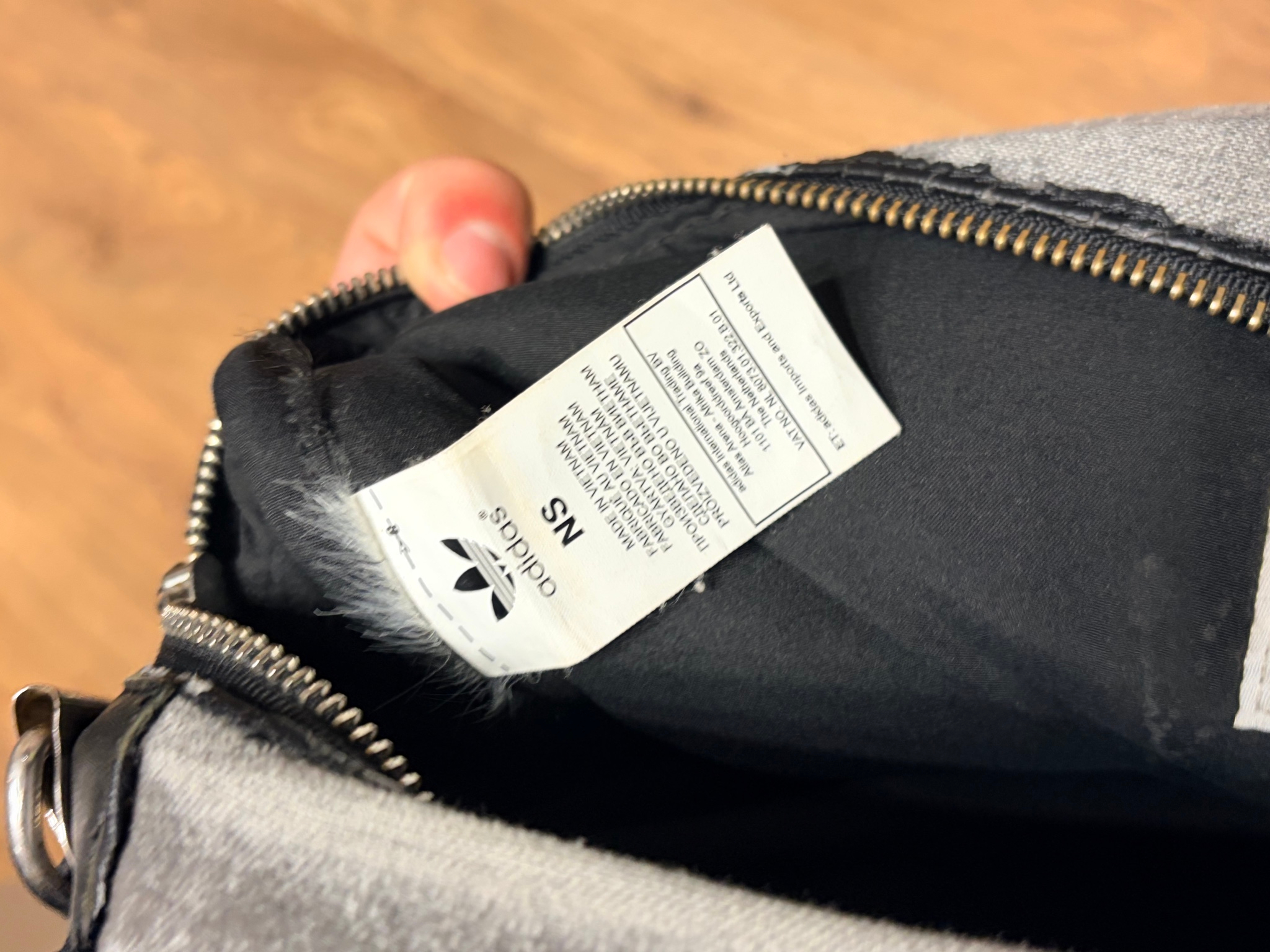 Jeremy Scott x Adidas tiger-fur bag, миниатюра 4