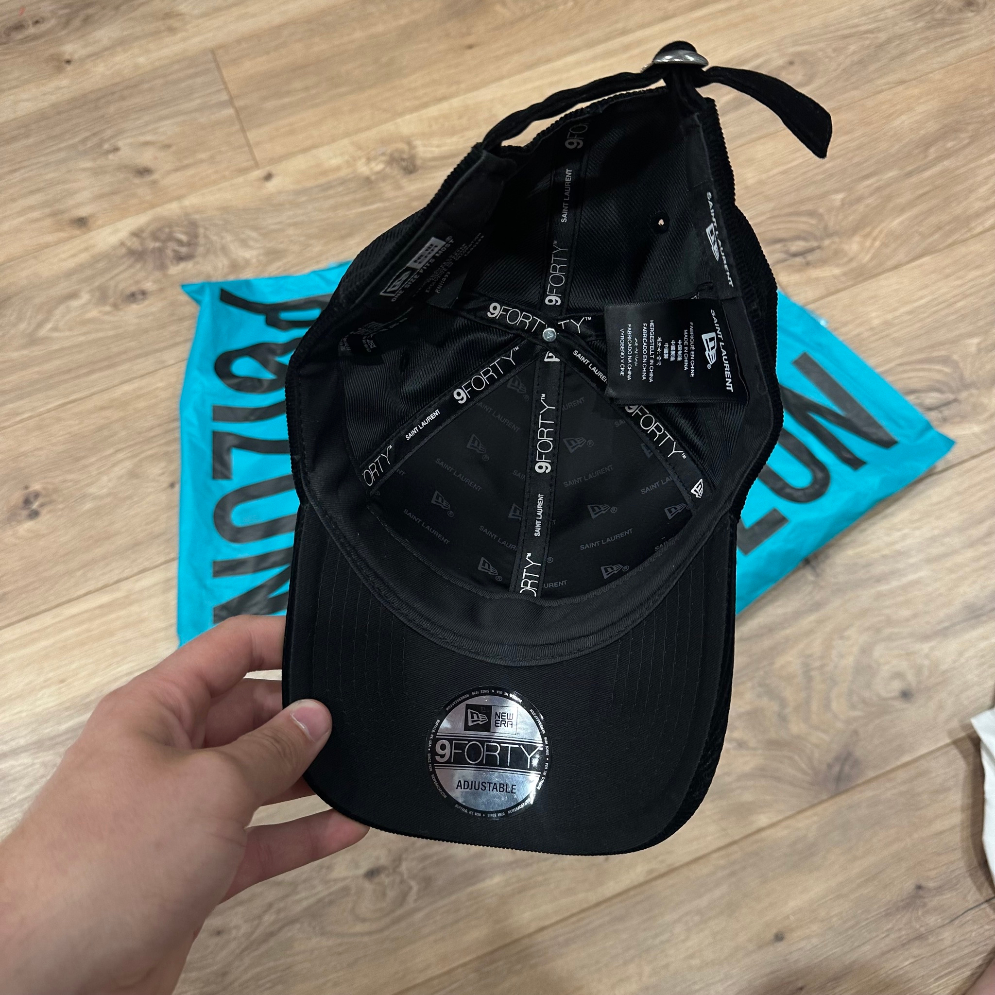 Yves Saint Laurent x New Era Кепка, миниатюра 3