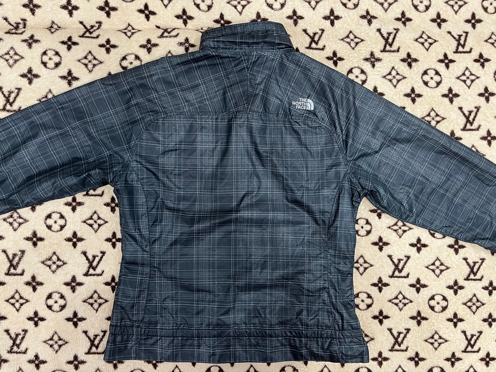 The North Face Ветровка, миниатюра 2