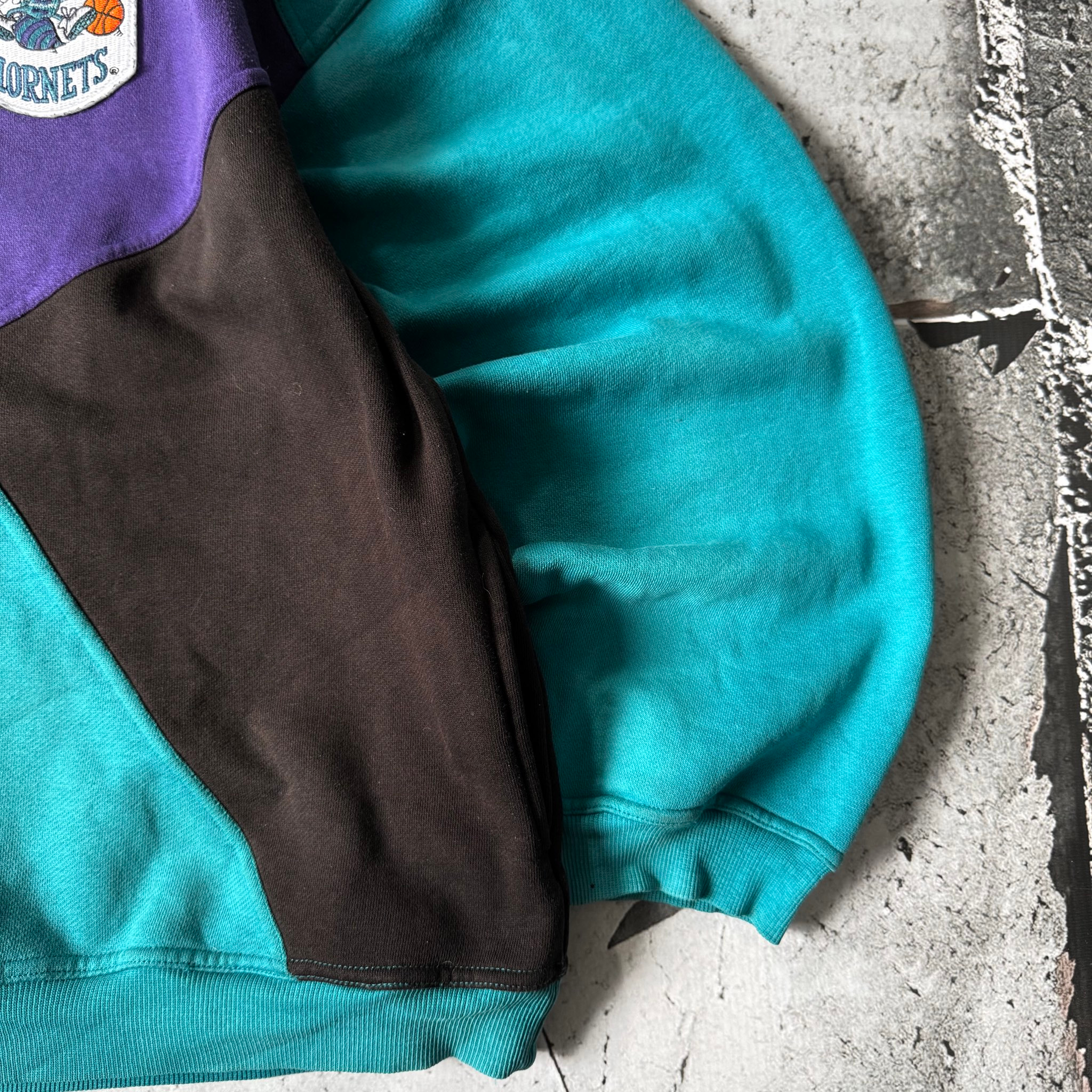 Apex One 1990s Vintage Charlotte Hornets Hoodie, миниатюра 4